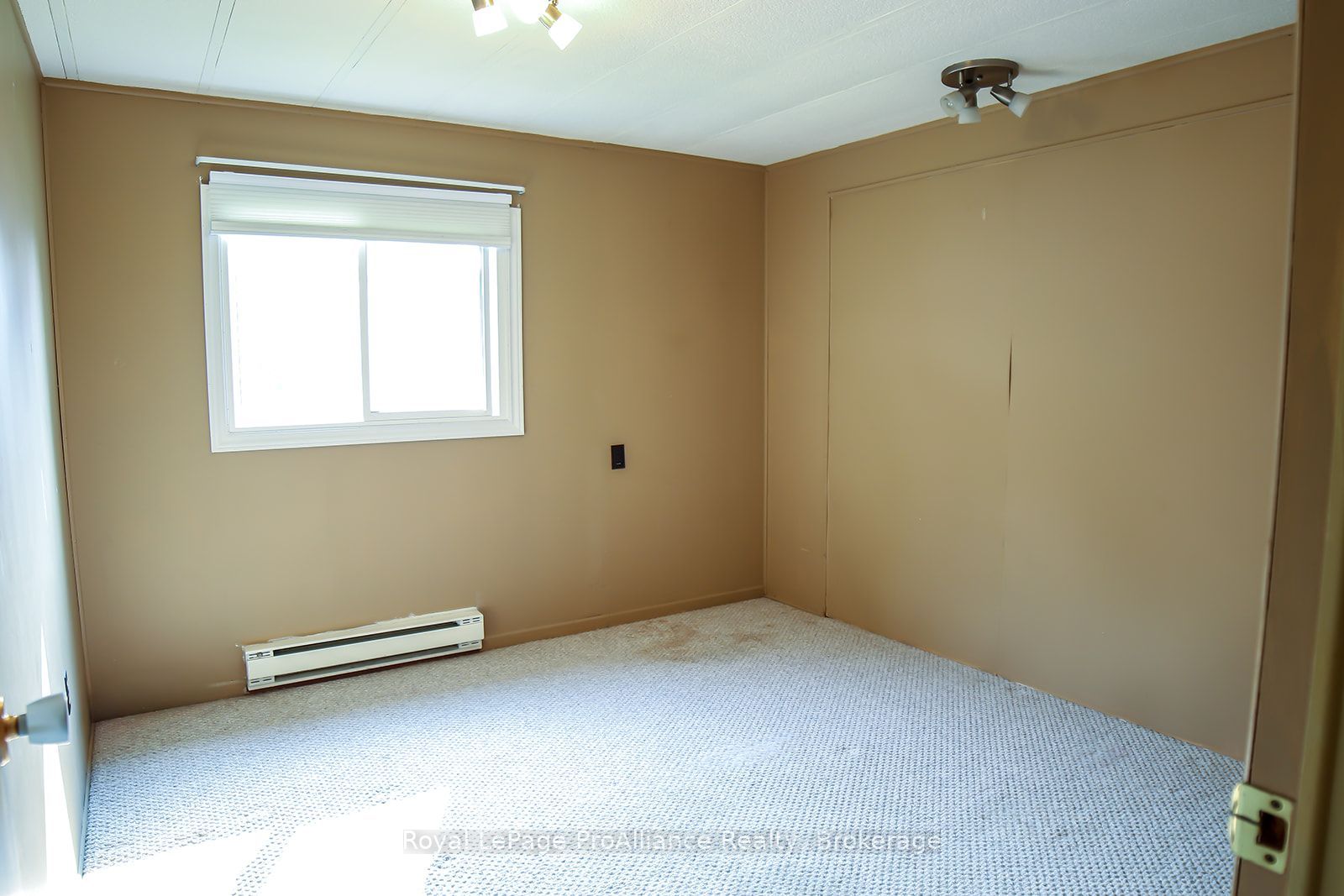 4 Dove Lane 401 Property Photo 11