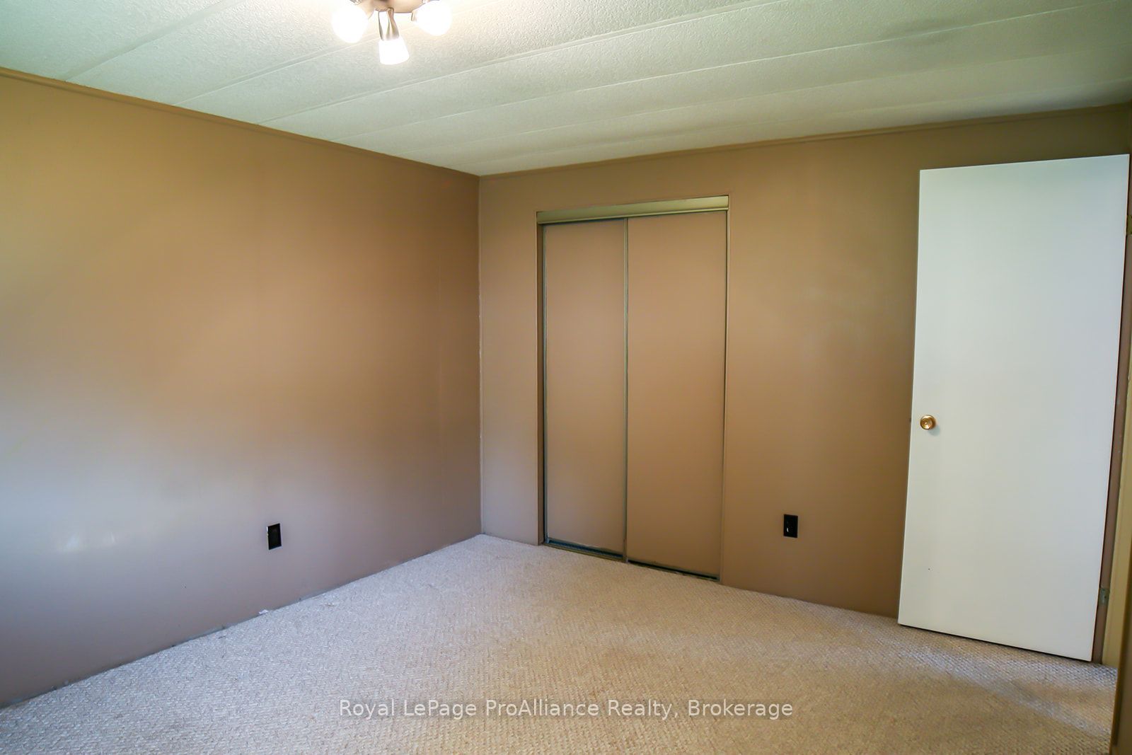 4 Dove Lane 401 Property Photo 13