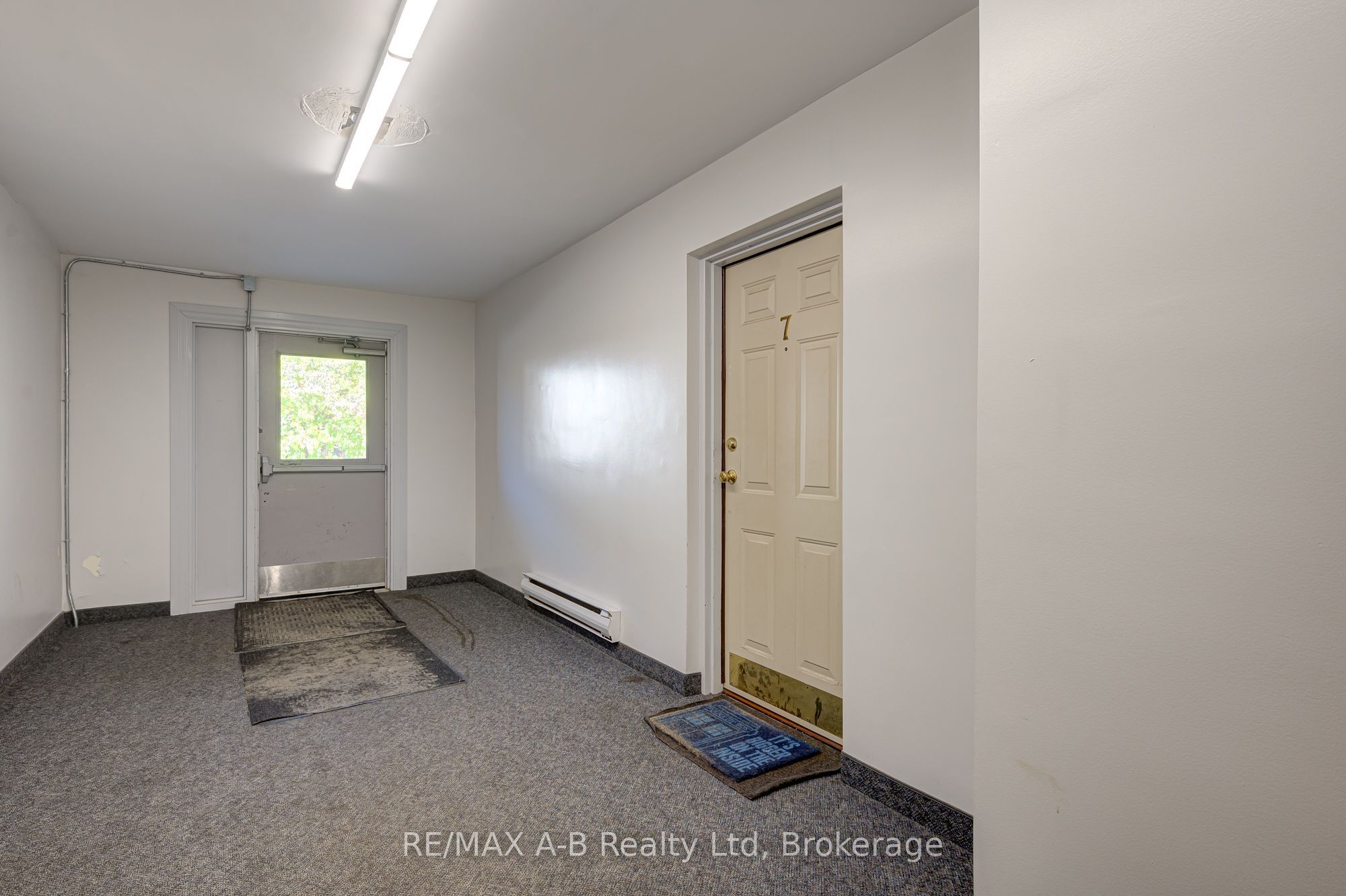 300 Traynor Avenue 7 Property Photo 4