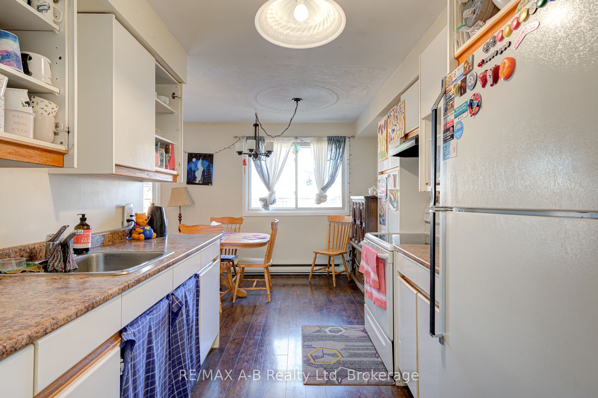 300 Traynor Avenue 7 Property Photo 9
