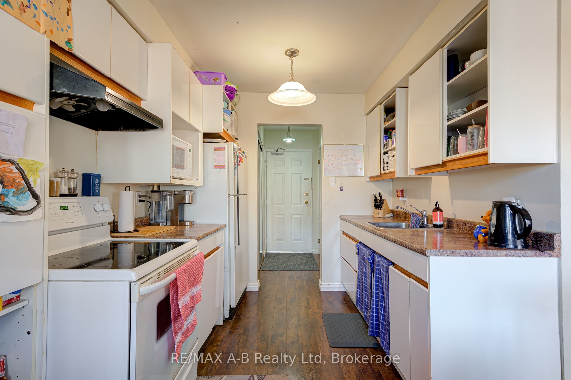300 Traynor Avenue 7 Property Photo 10