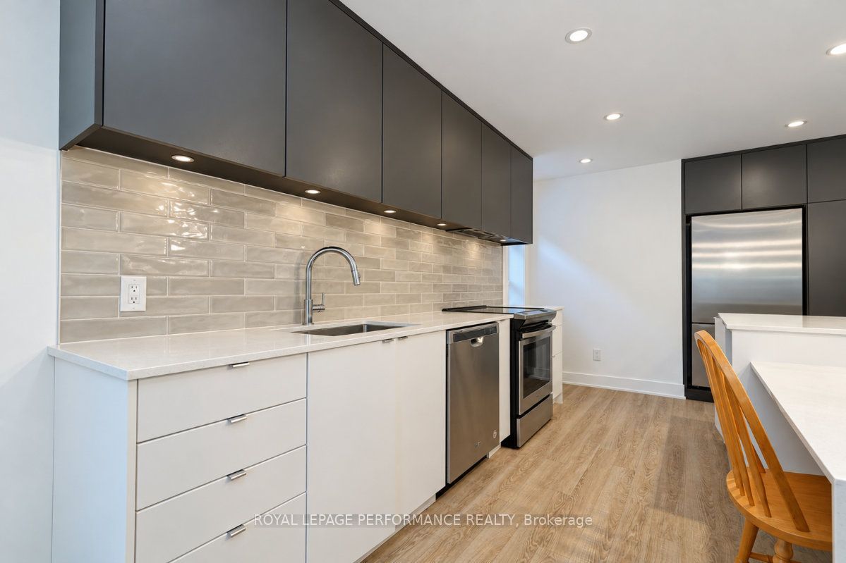 574 Byron Avenue Property Photo 6