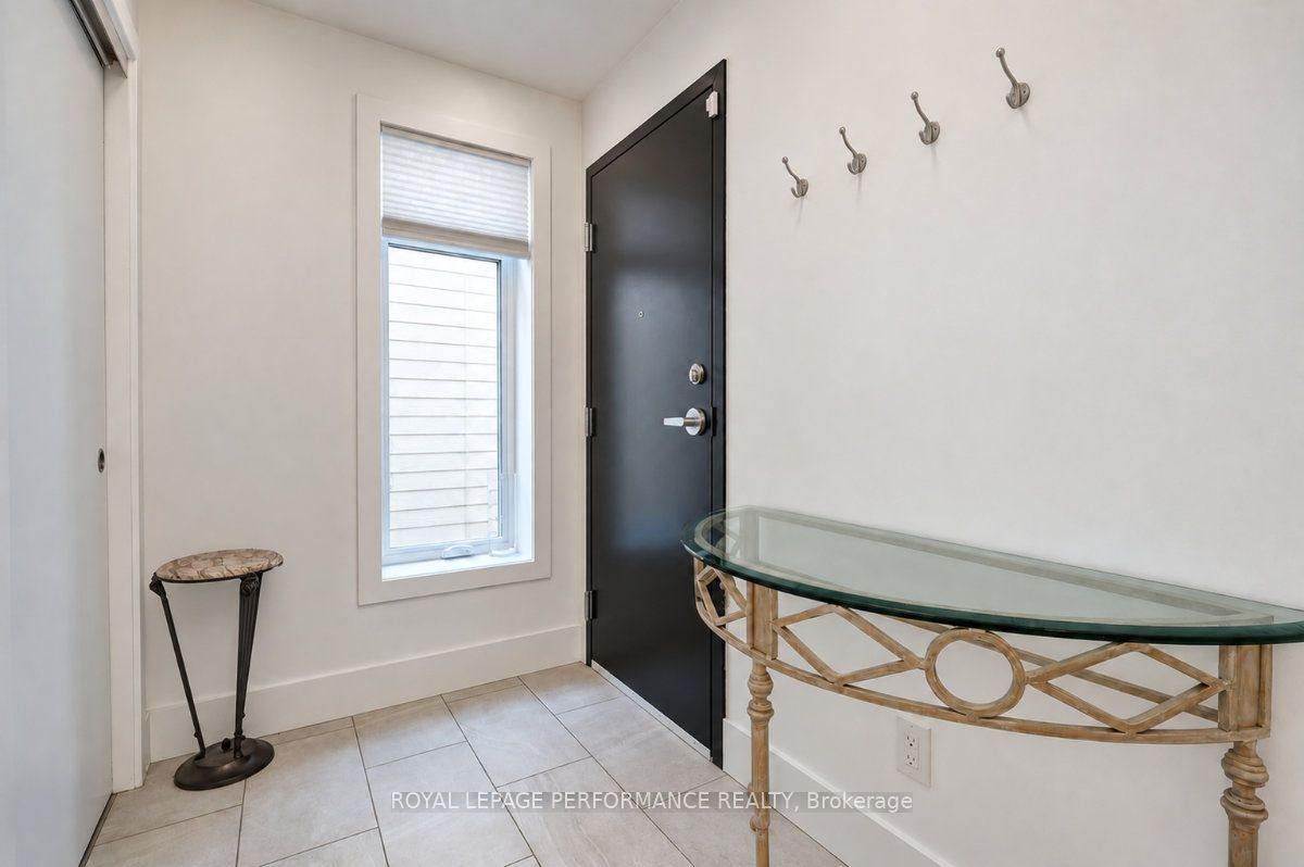 574 Byron Avenue Property Photo 10