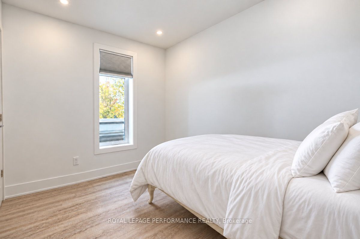 574 Byron Avenue Property Photo 16