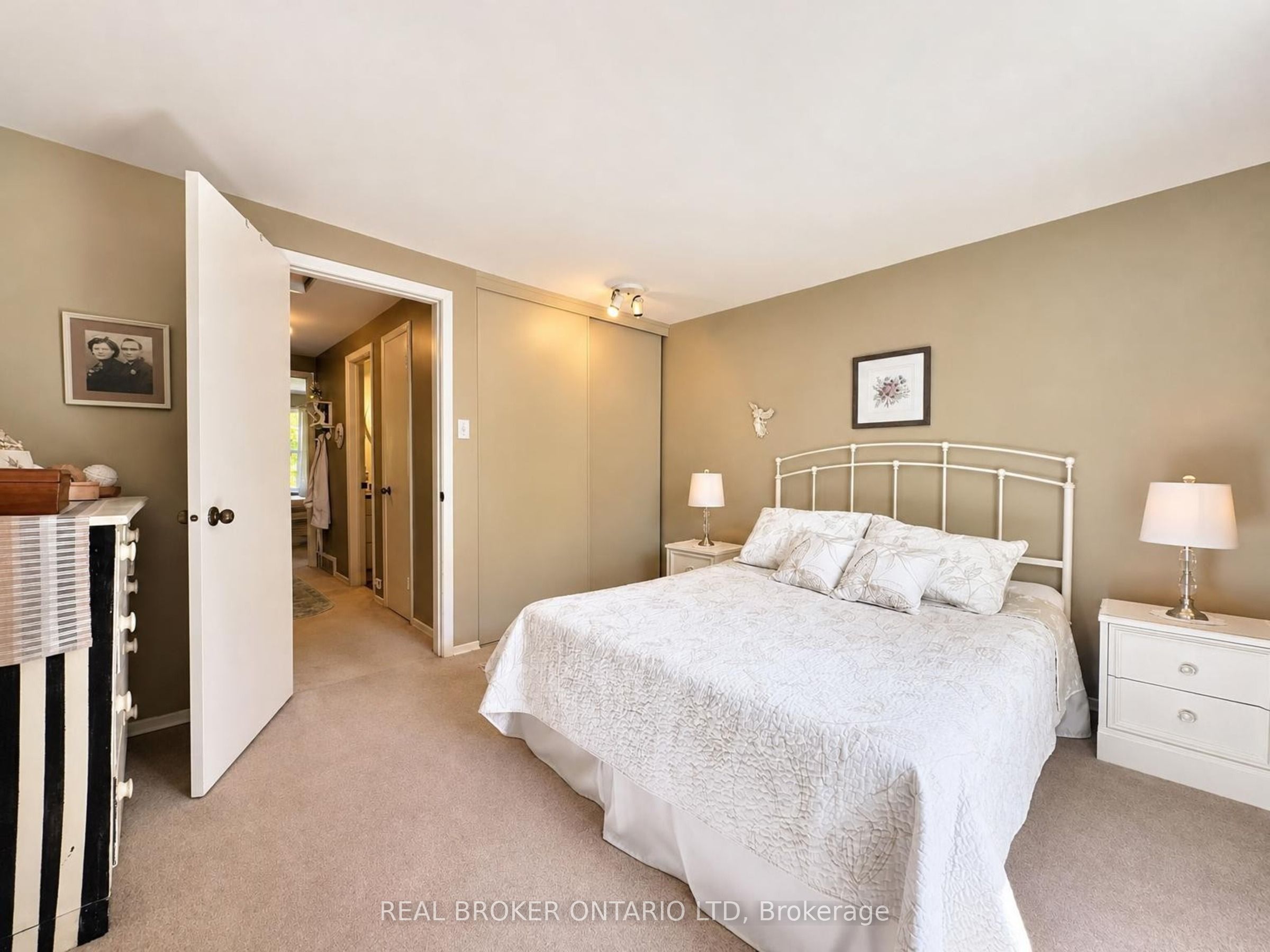 1385 Commissioners Road W 50 Property Photo 19