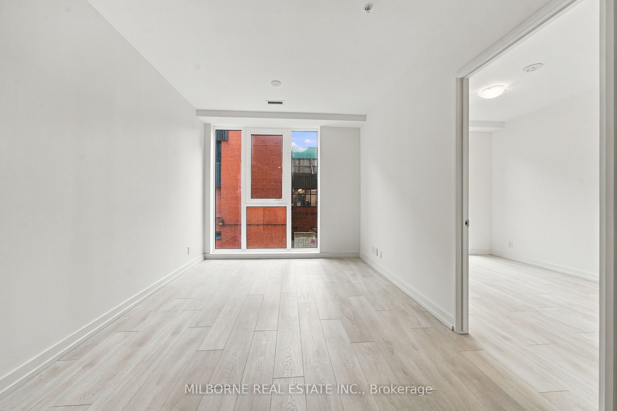 75 James Street S 203 Property Photo 8