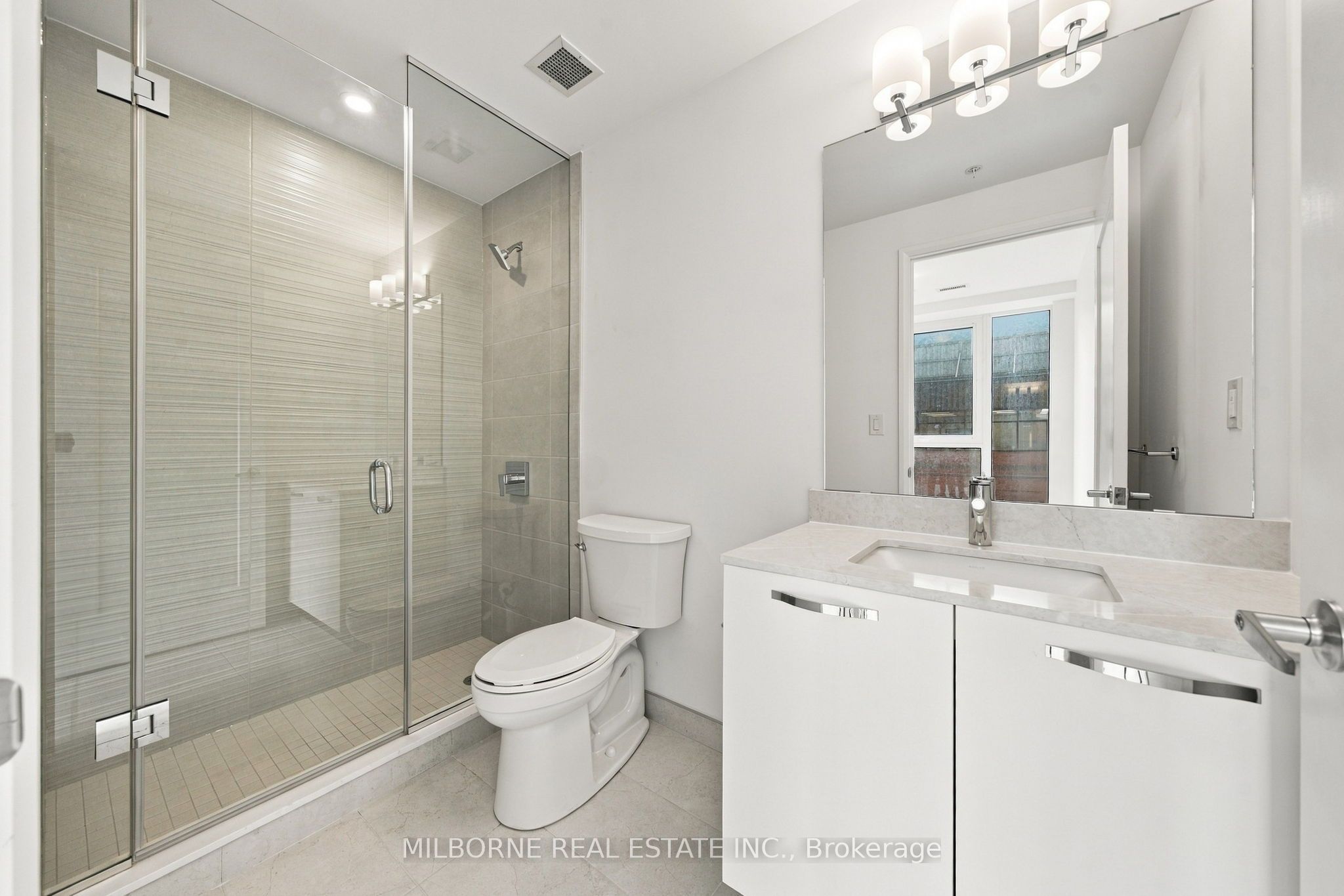 75 James Street S 203 Property Photo 17