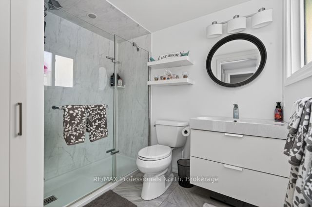 1086 Providence Drive Property Photo 6