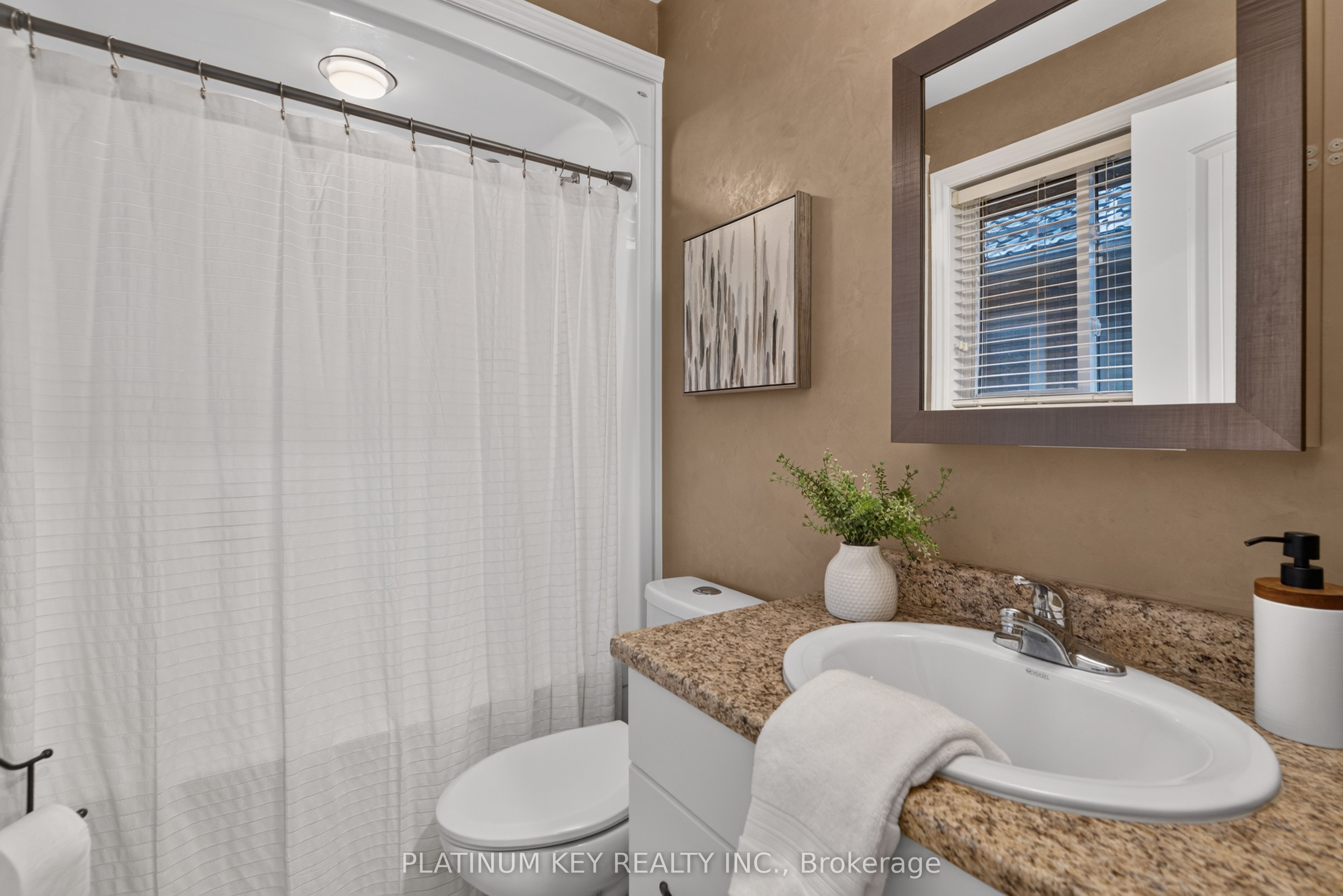 277 Thorne Drive Property Photo 15