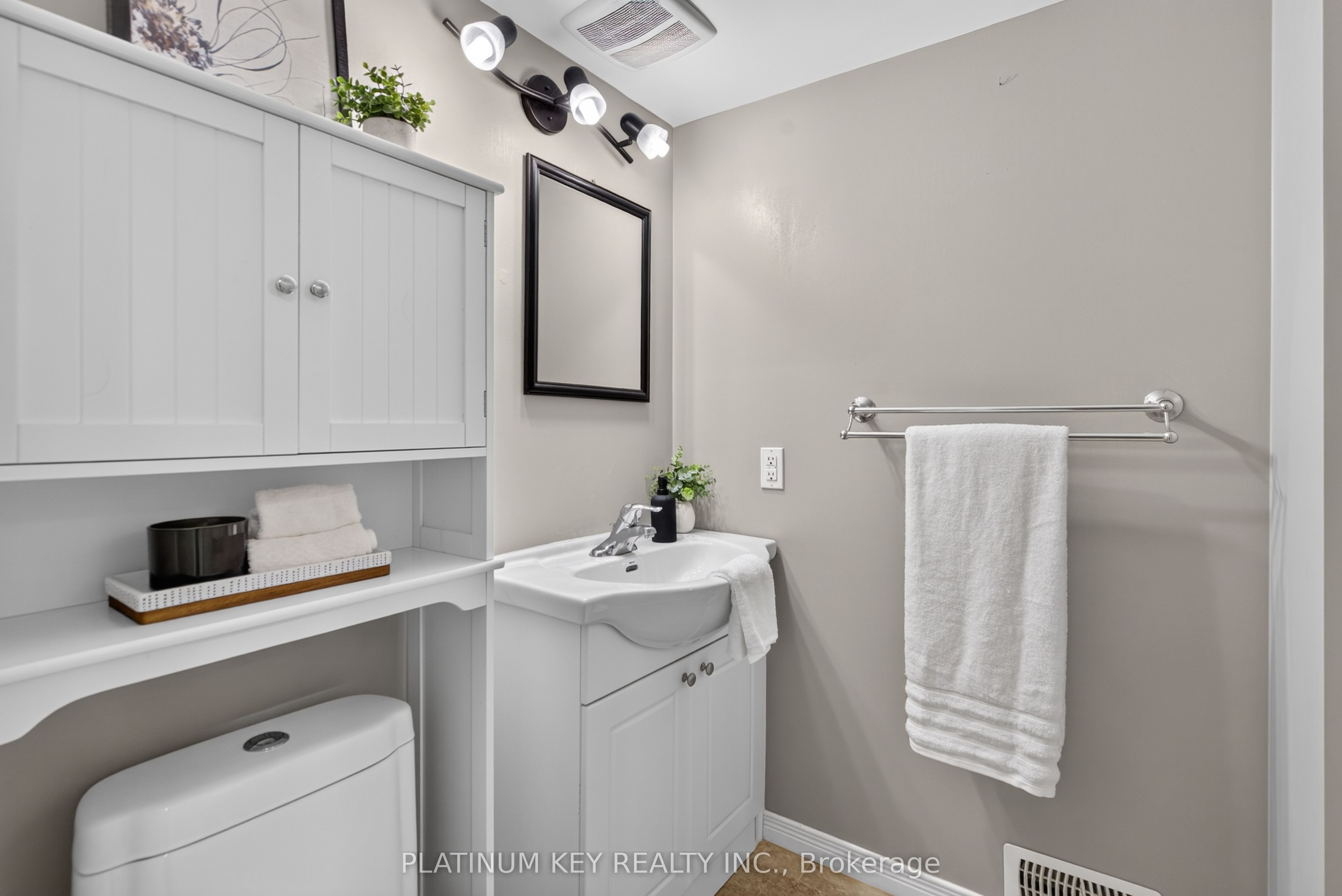277 Thorne Drive Property Photo 21
