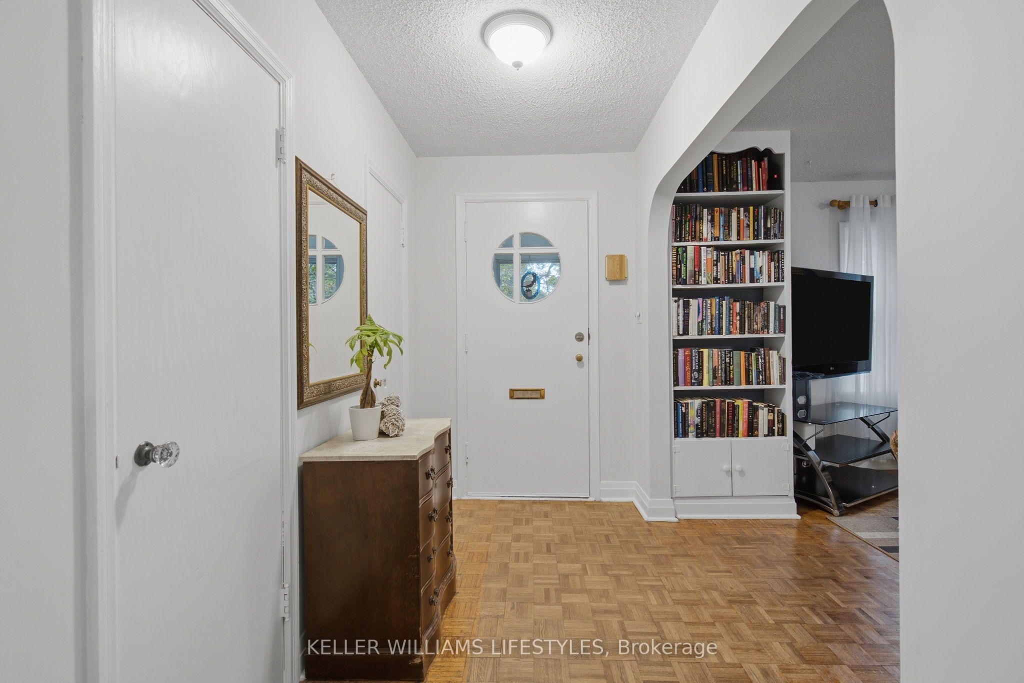 297 Stephen Street Property Photo 6