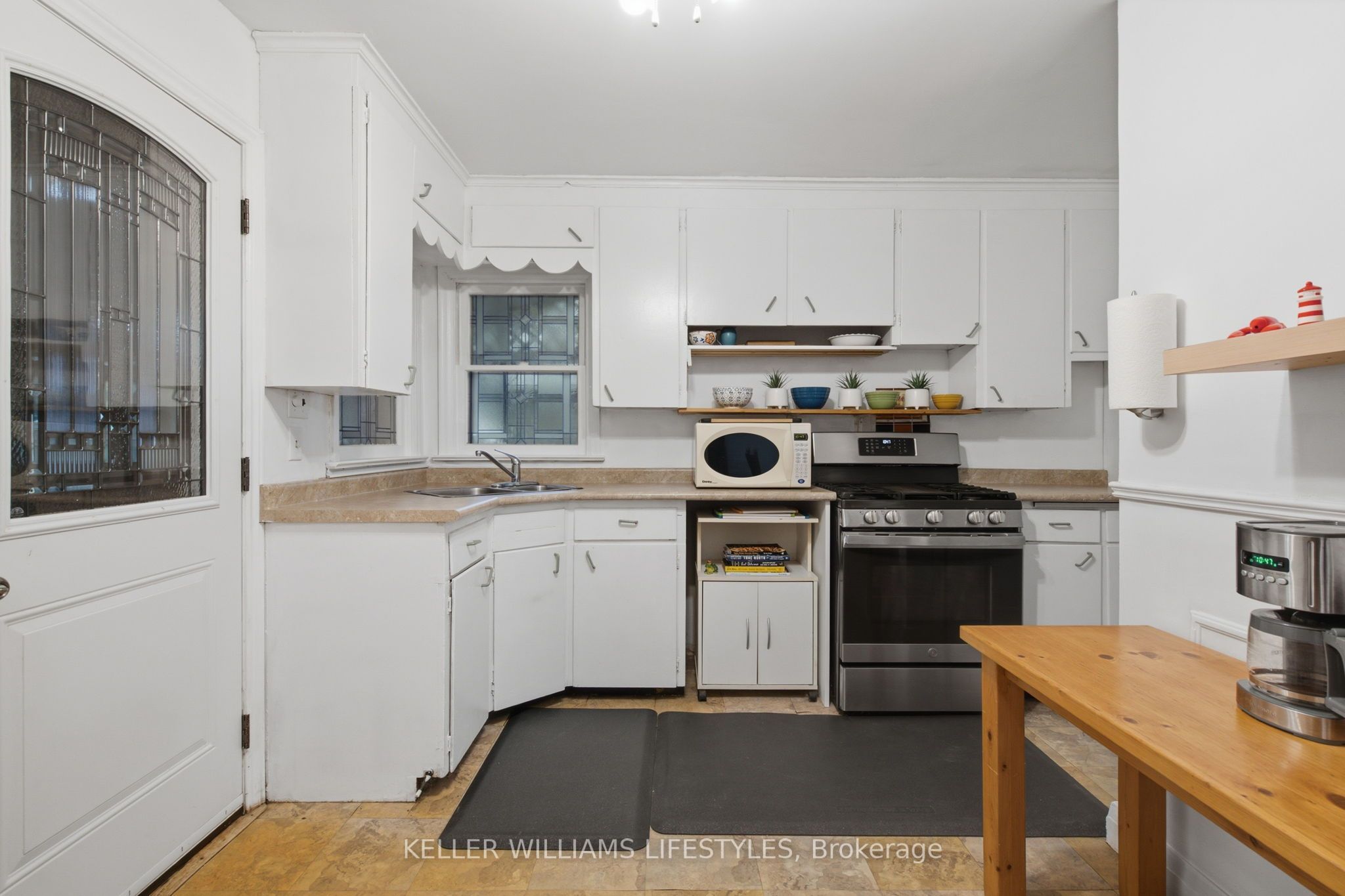 297 Stephen Street Property Photo 15
