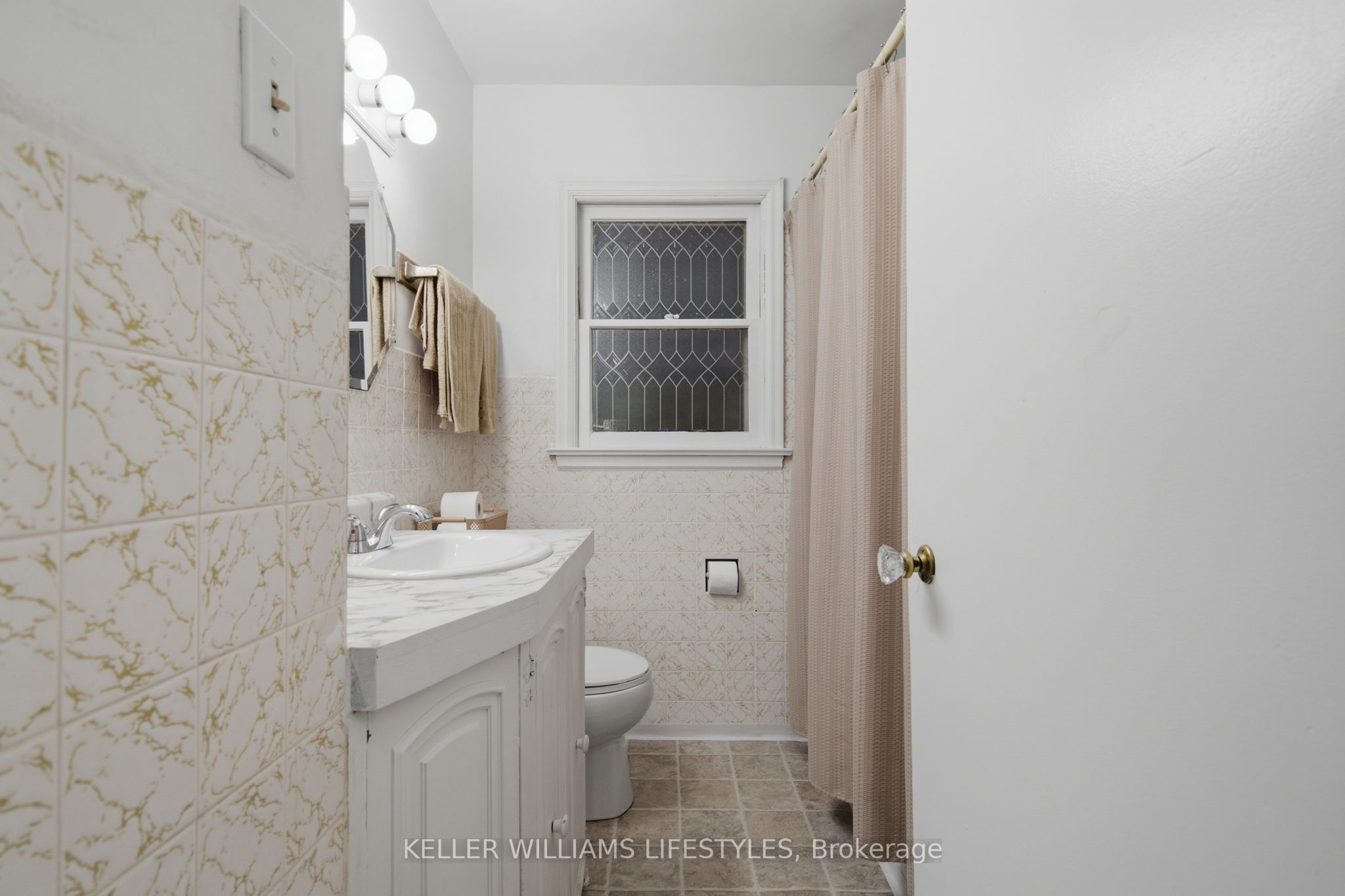 297 Stephen Street Property Photo 23