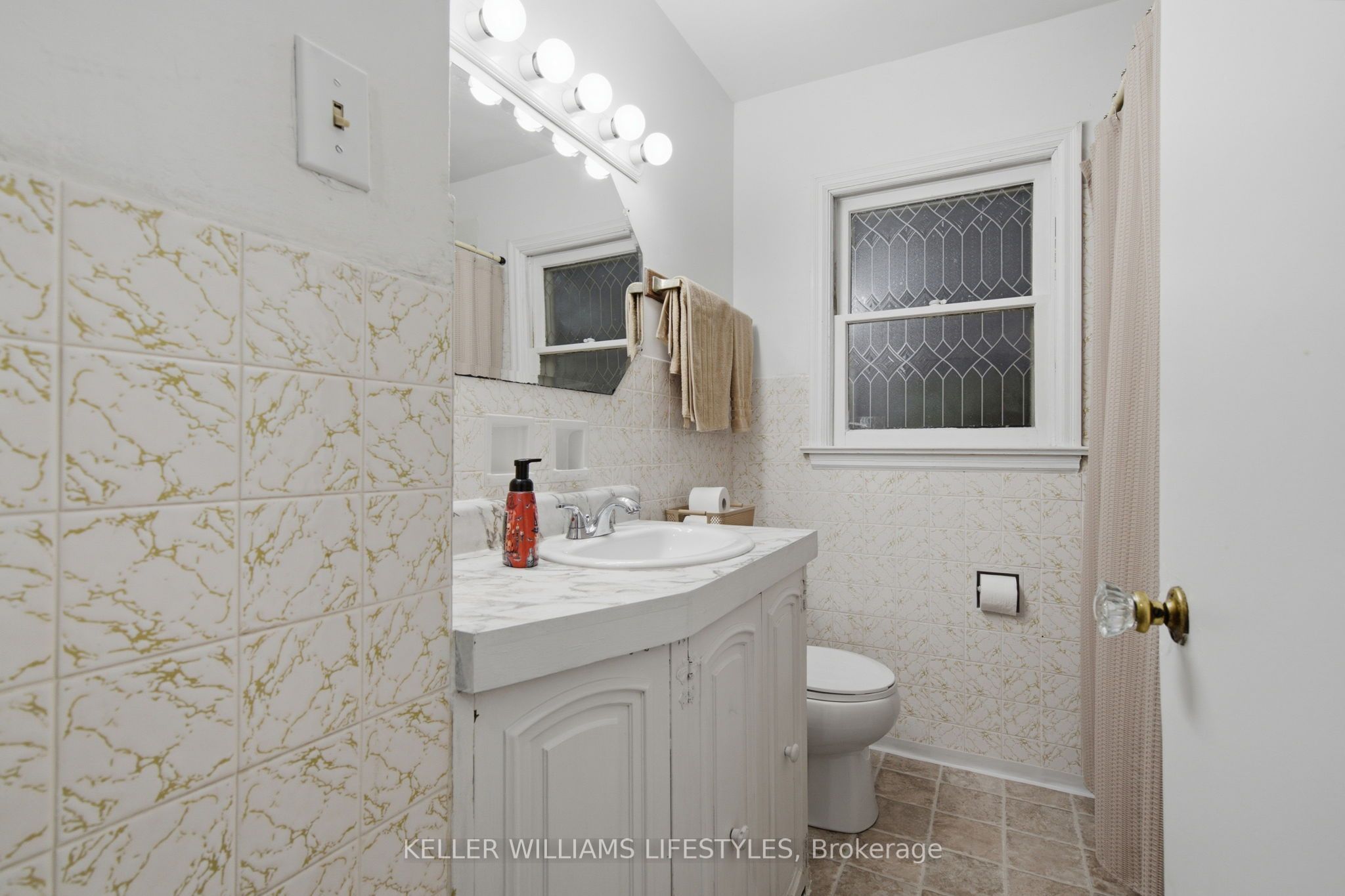 297 Stephen Street Property Photo 24