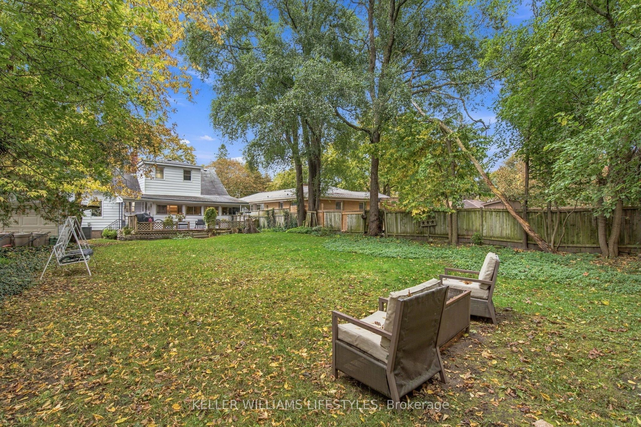 297 Stephen Street Property Photo 40