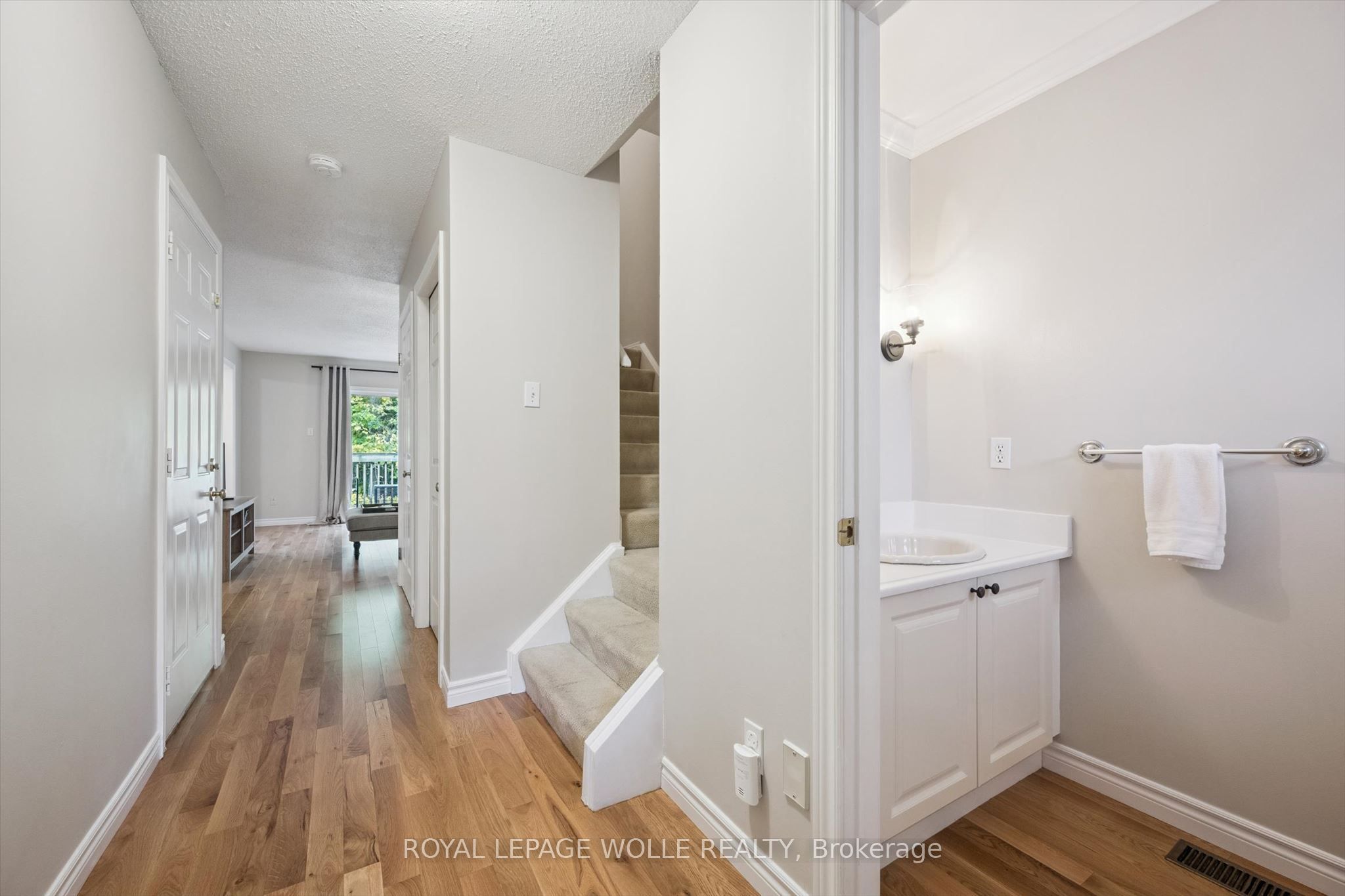350 Erbsville Road 22 Property Photo 6