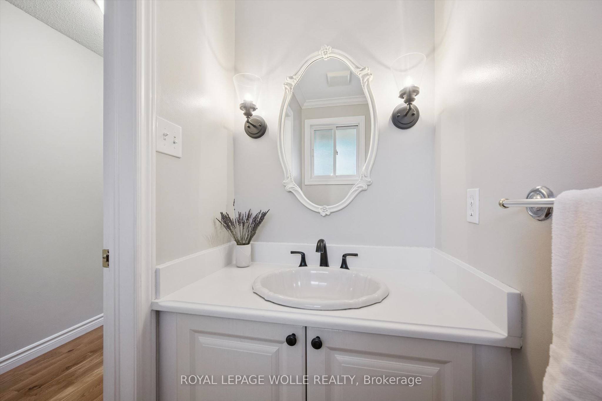 350 Erbsville Road 22 Property Photo 17