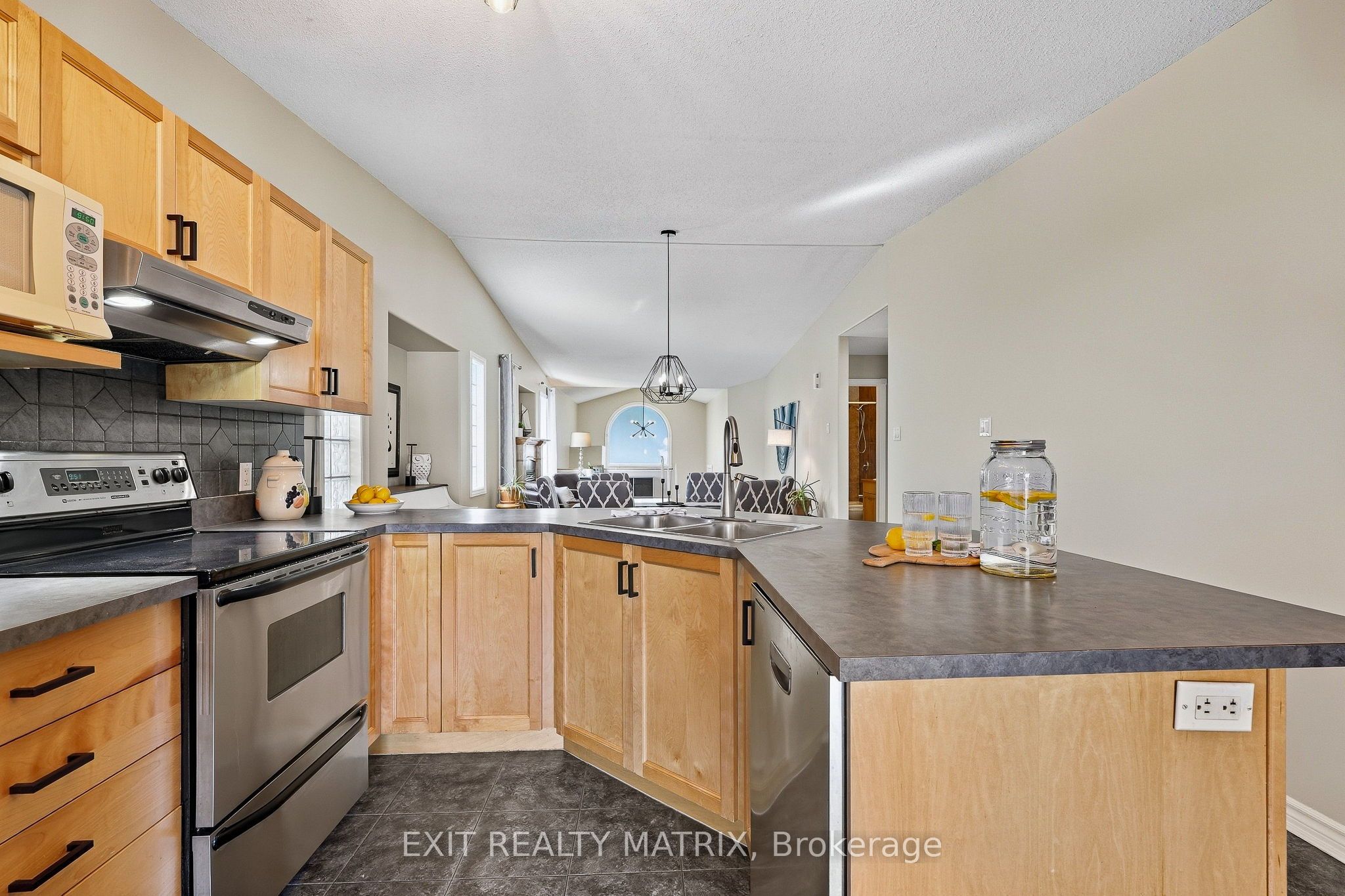 65 Lachaine Street Property Photo 14
