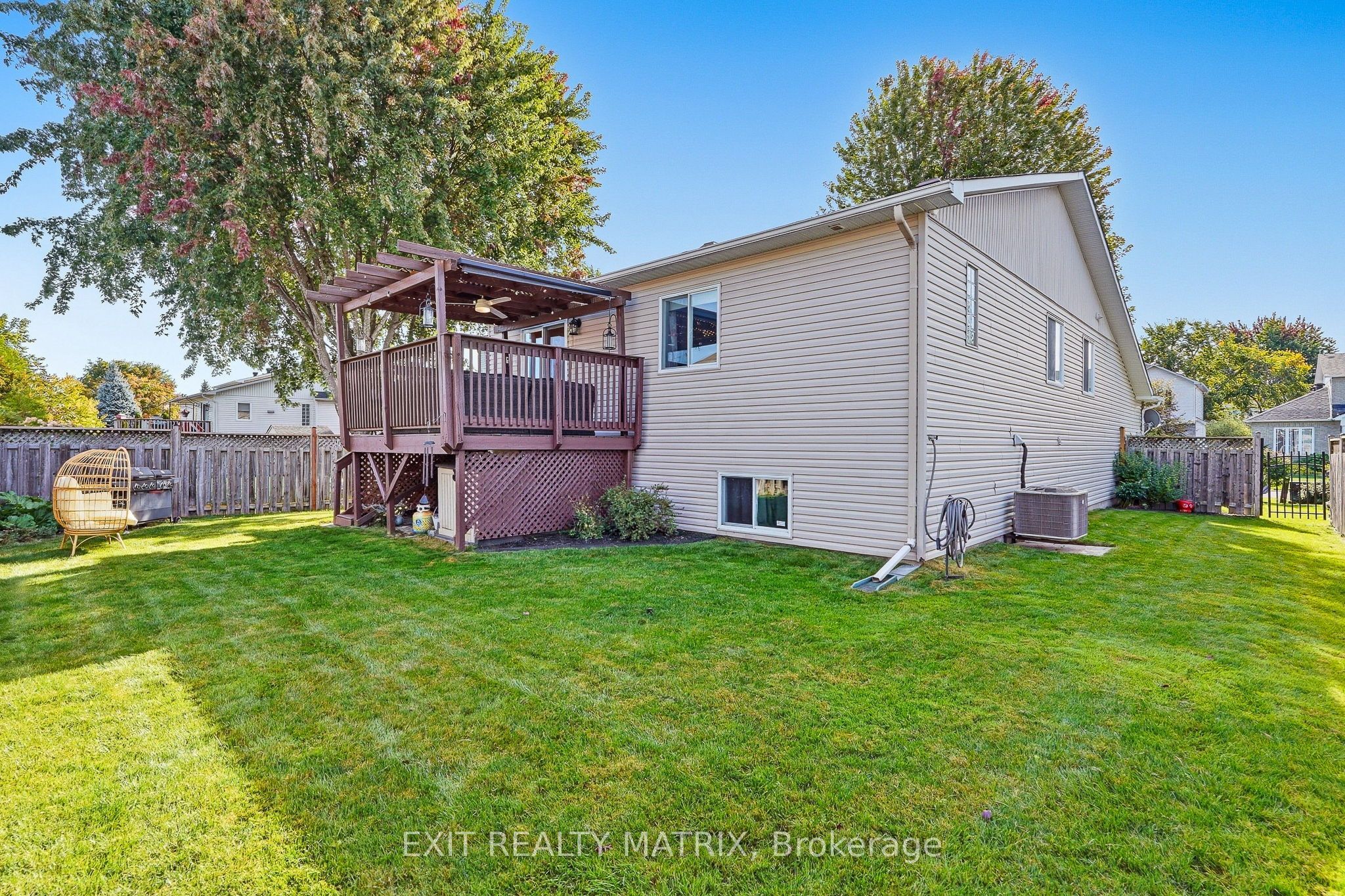 65 Lachaine Street Property Photo 32