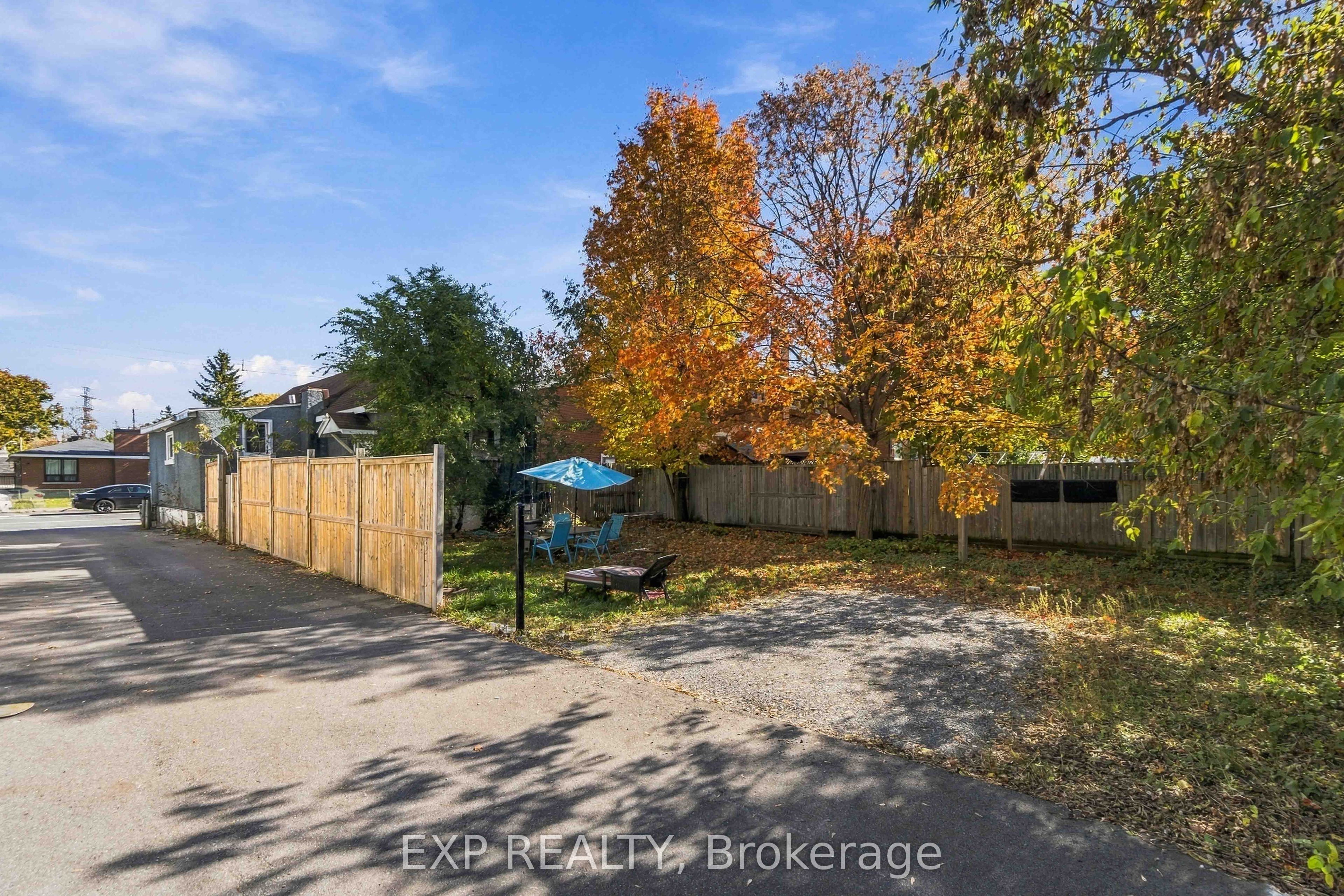 1022 Maitland Avenue Property Photo 3