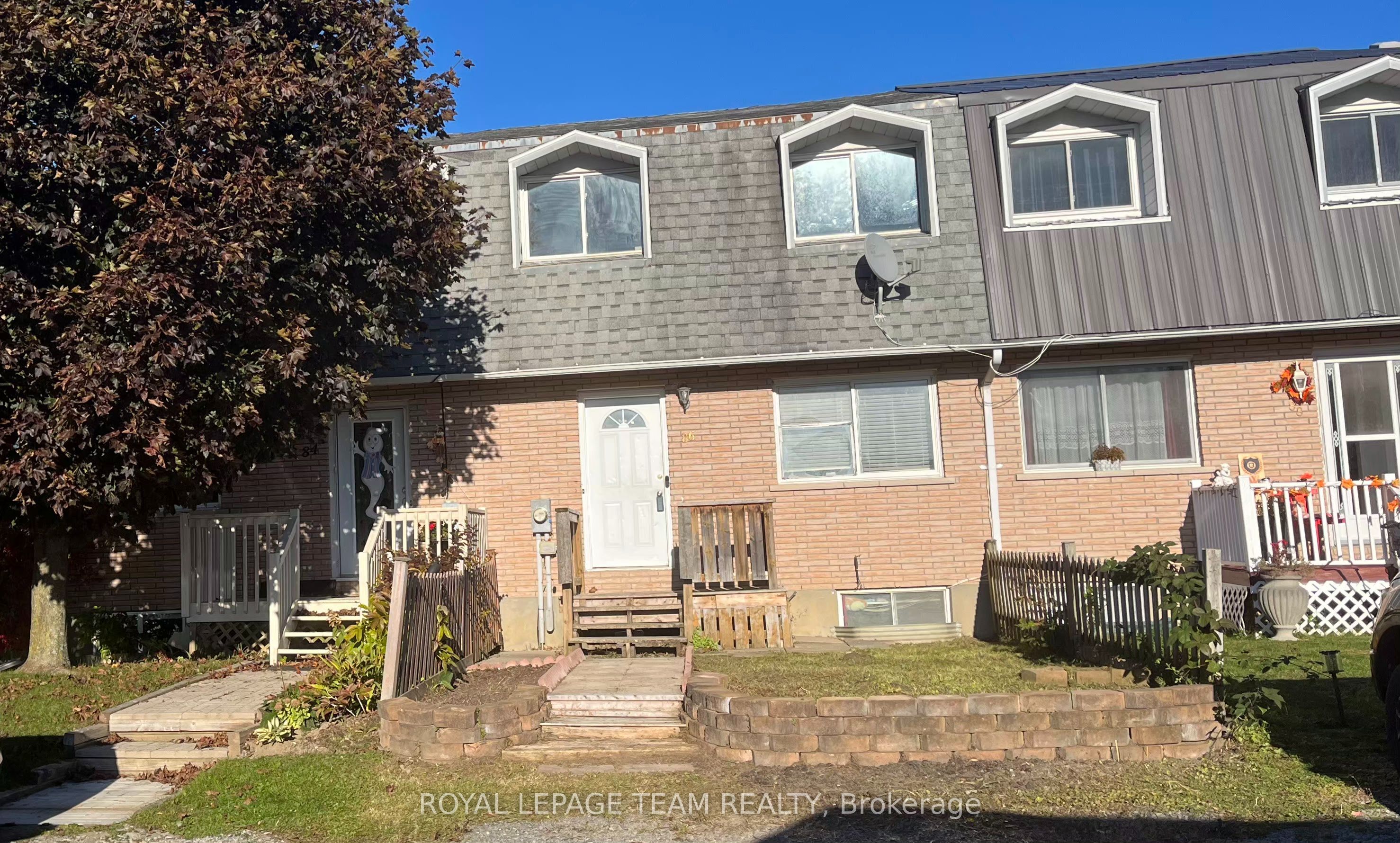 86 Carraway Crescent Property Photo 1