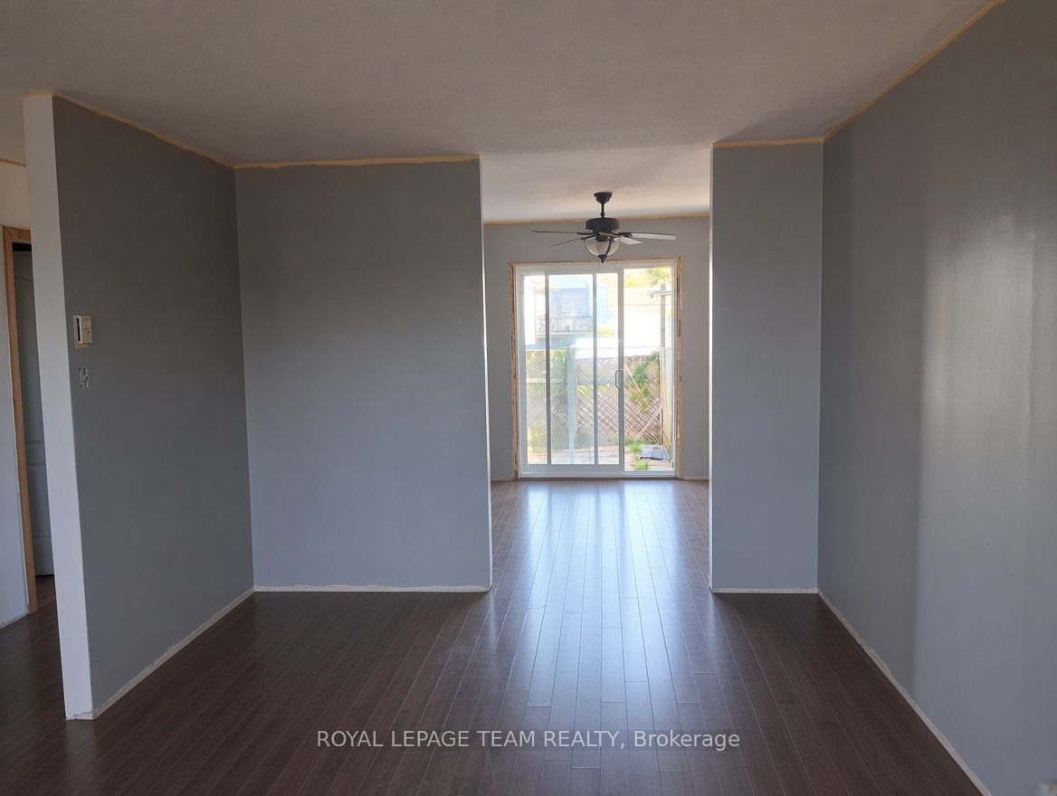 86 Carraway Crescent Property Photo 3