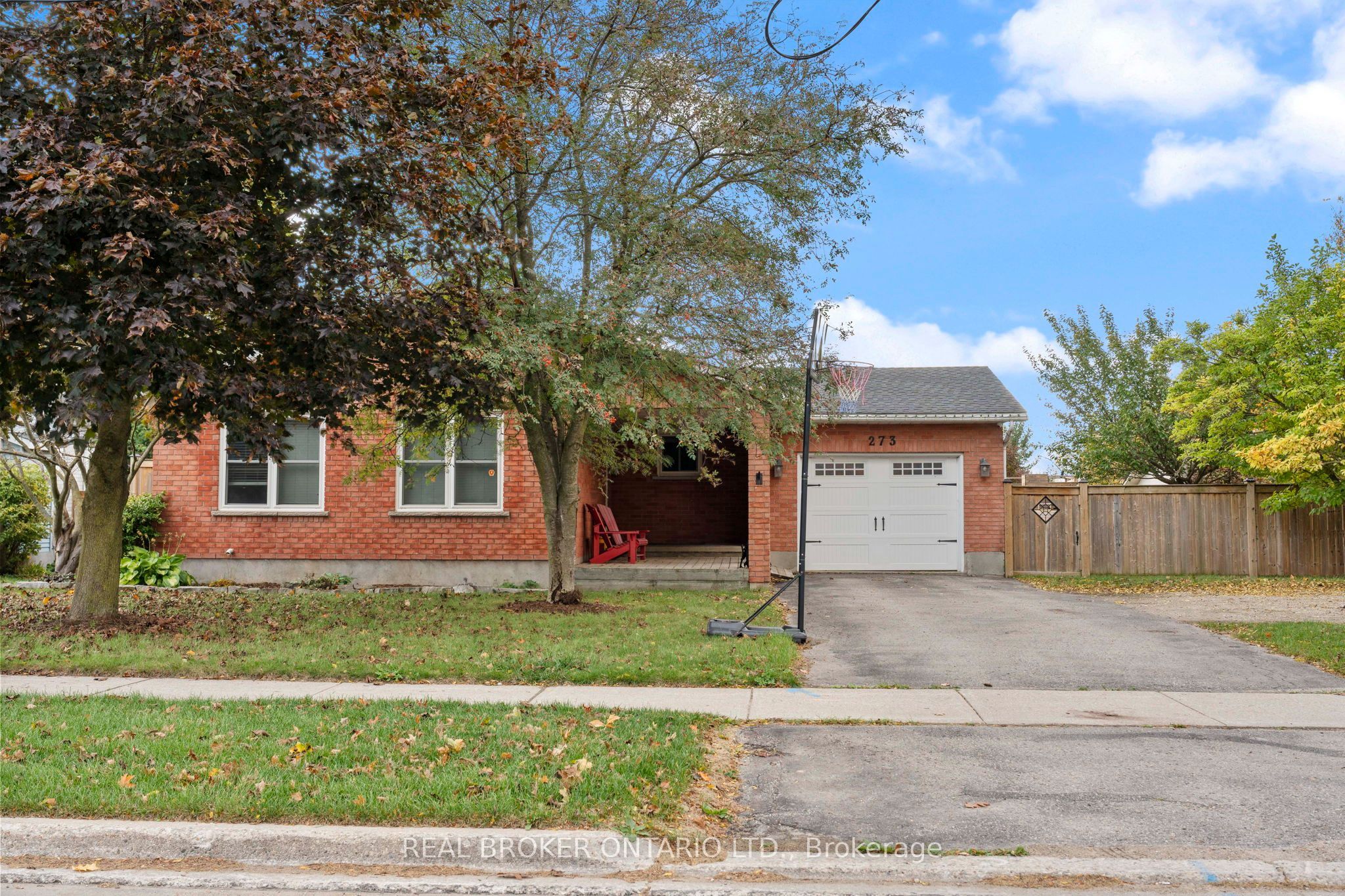 273 Colborne Street Property Photo 2