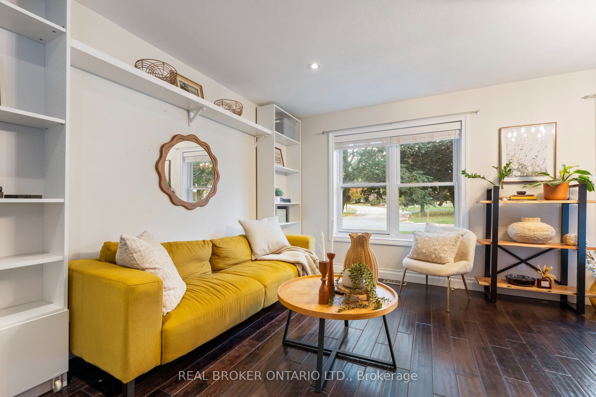 273 Colborne Street Property Photo 5