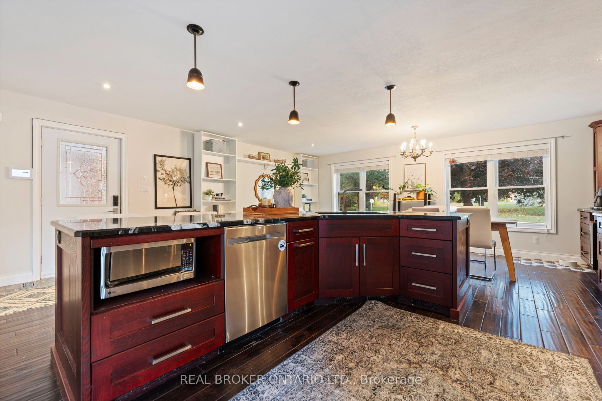 273 Colborne Street Property Photo 10