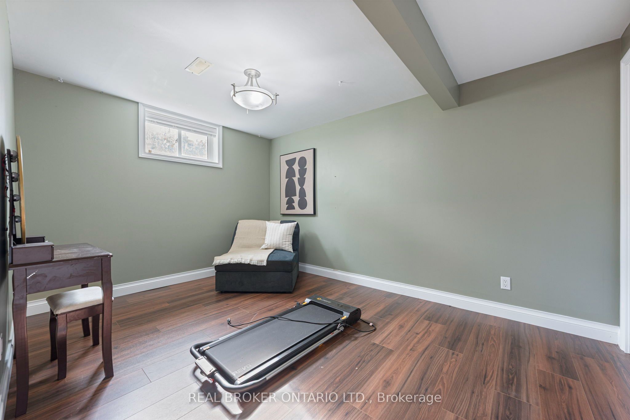273 Colborne Street Property Photo 20