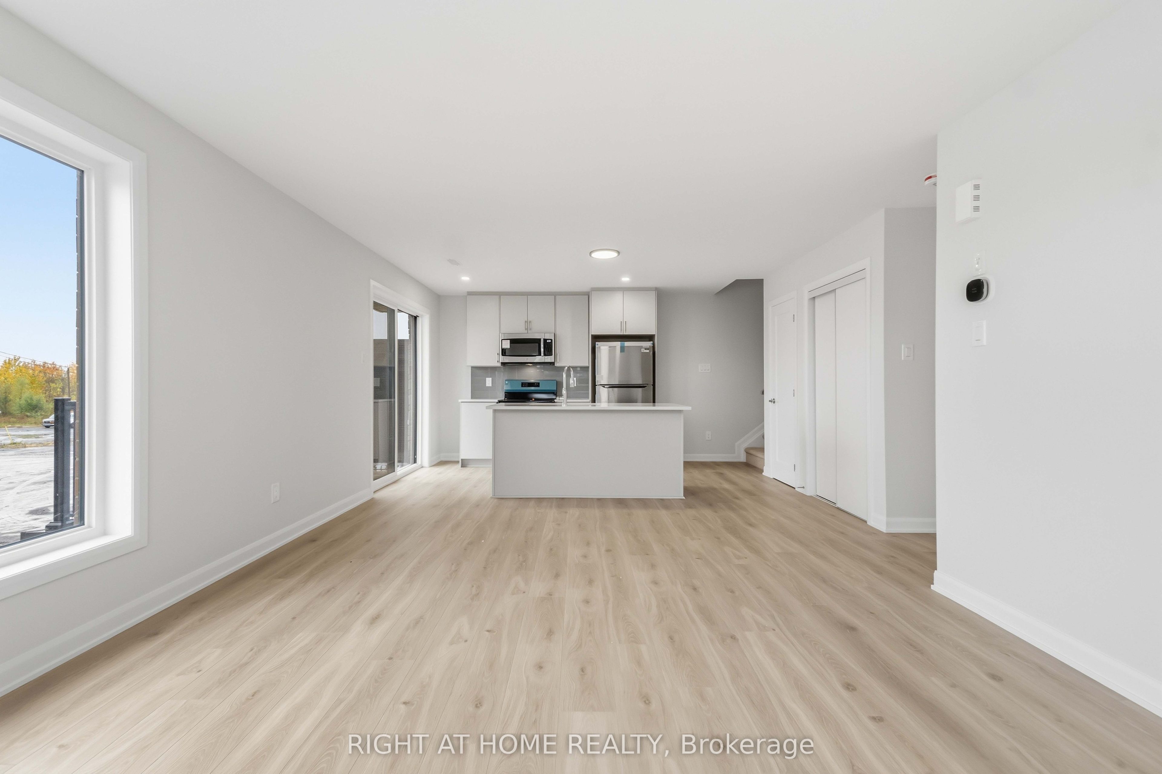 201 Glenroy Gilbert Drive Property Photo 11