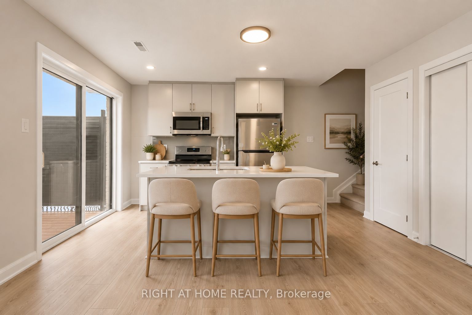 201 Glenroy Gilbert Drive Property Photo 14