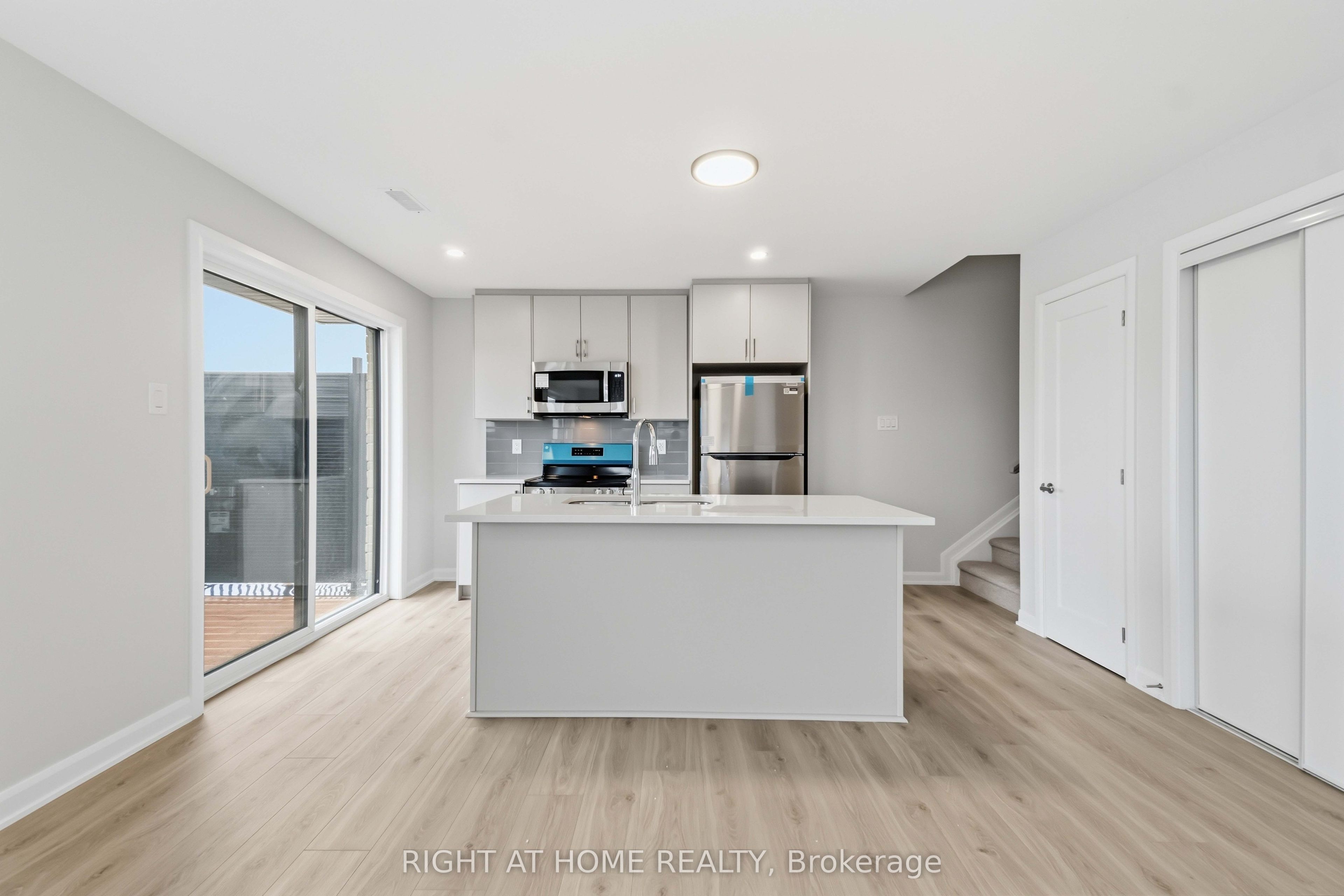 201 Glenroy Gilbert Drive Property Photo 15