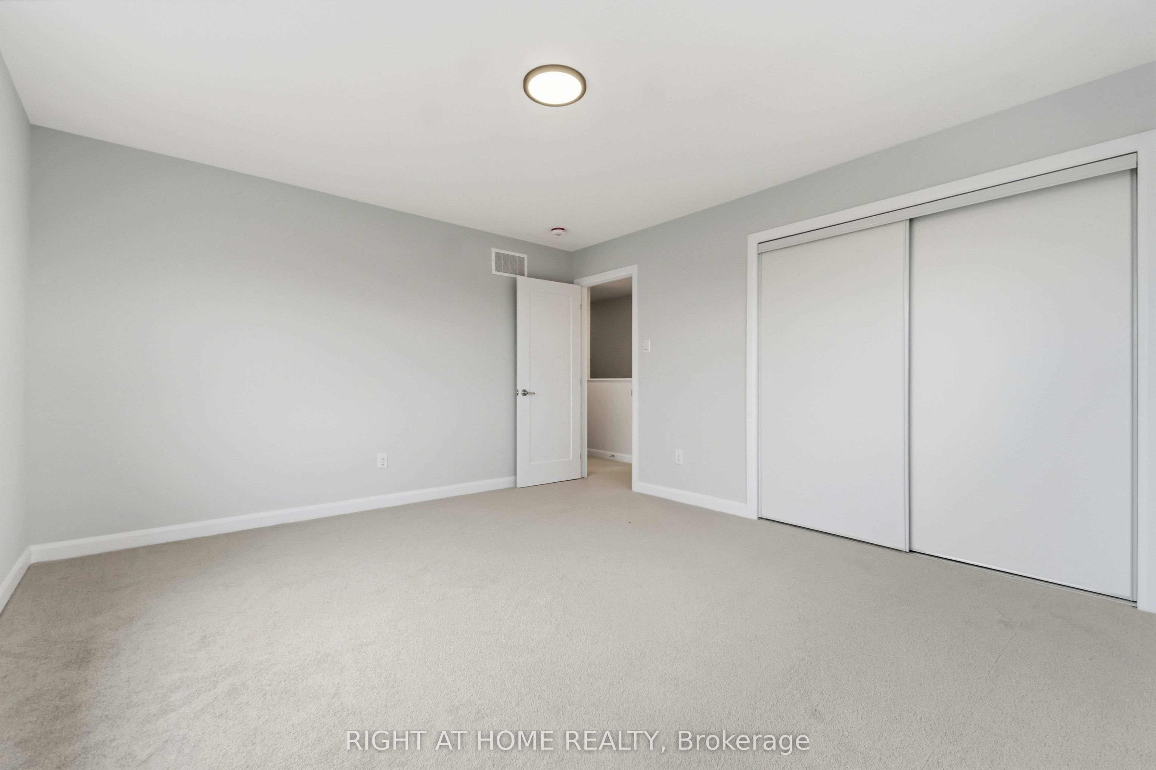 201 Glenroy Gilbert Drive Property Photo 23