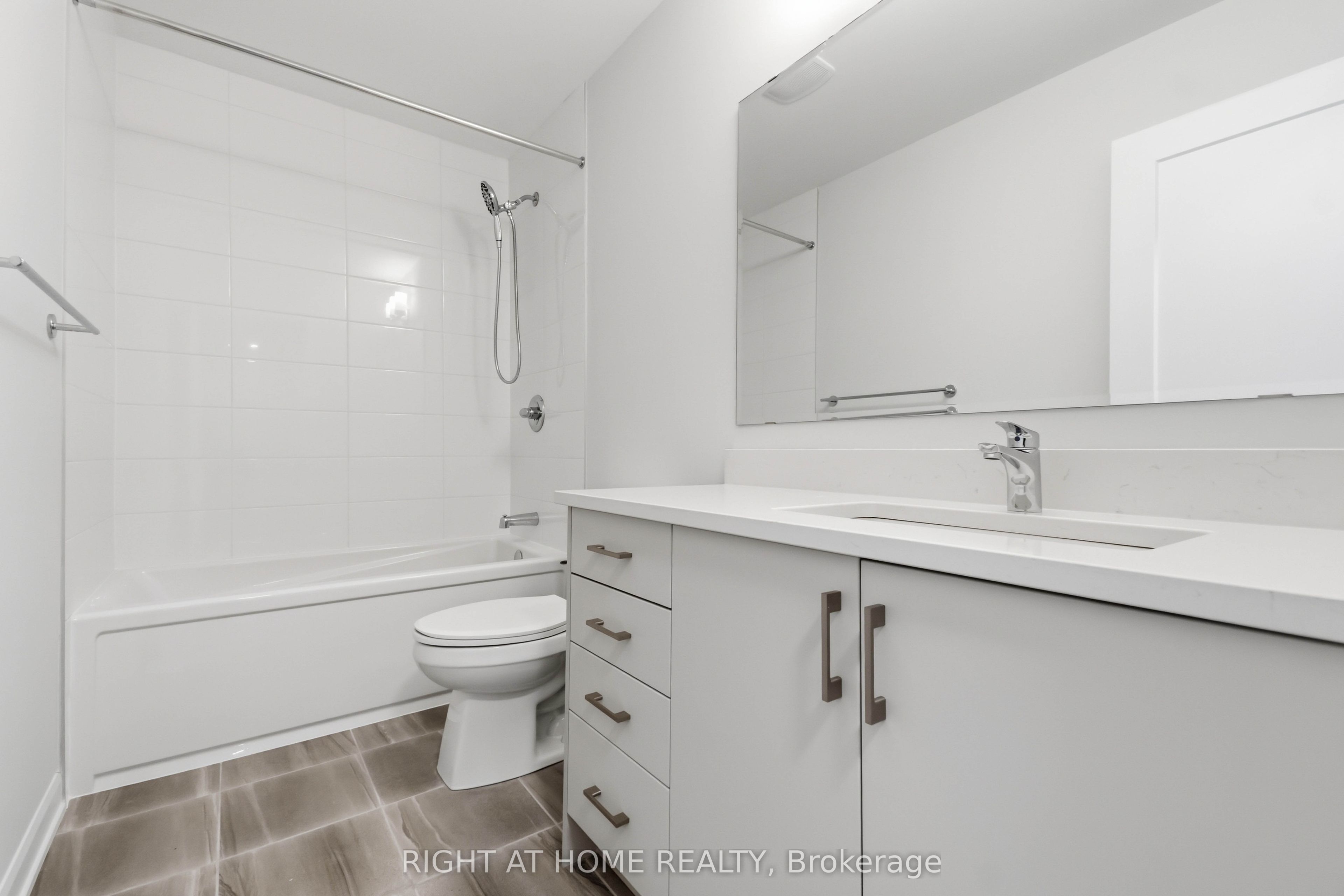 201 Glenroy Gilbert Drive Property Photo 32