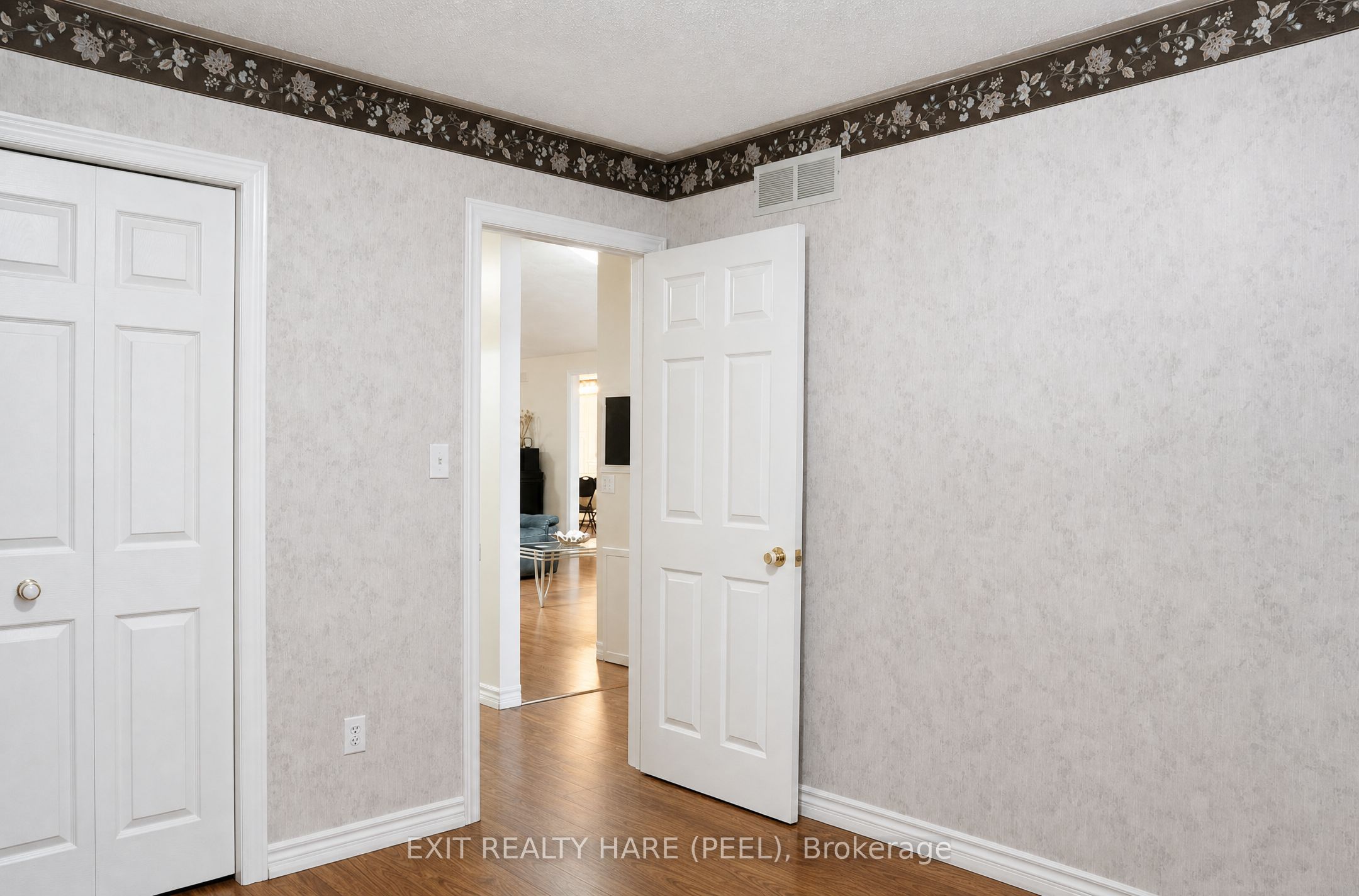 245 First Avenue Property Photo 10