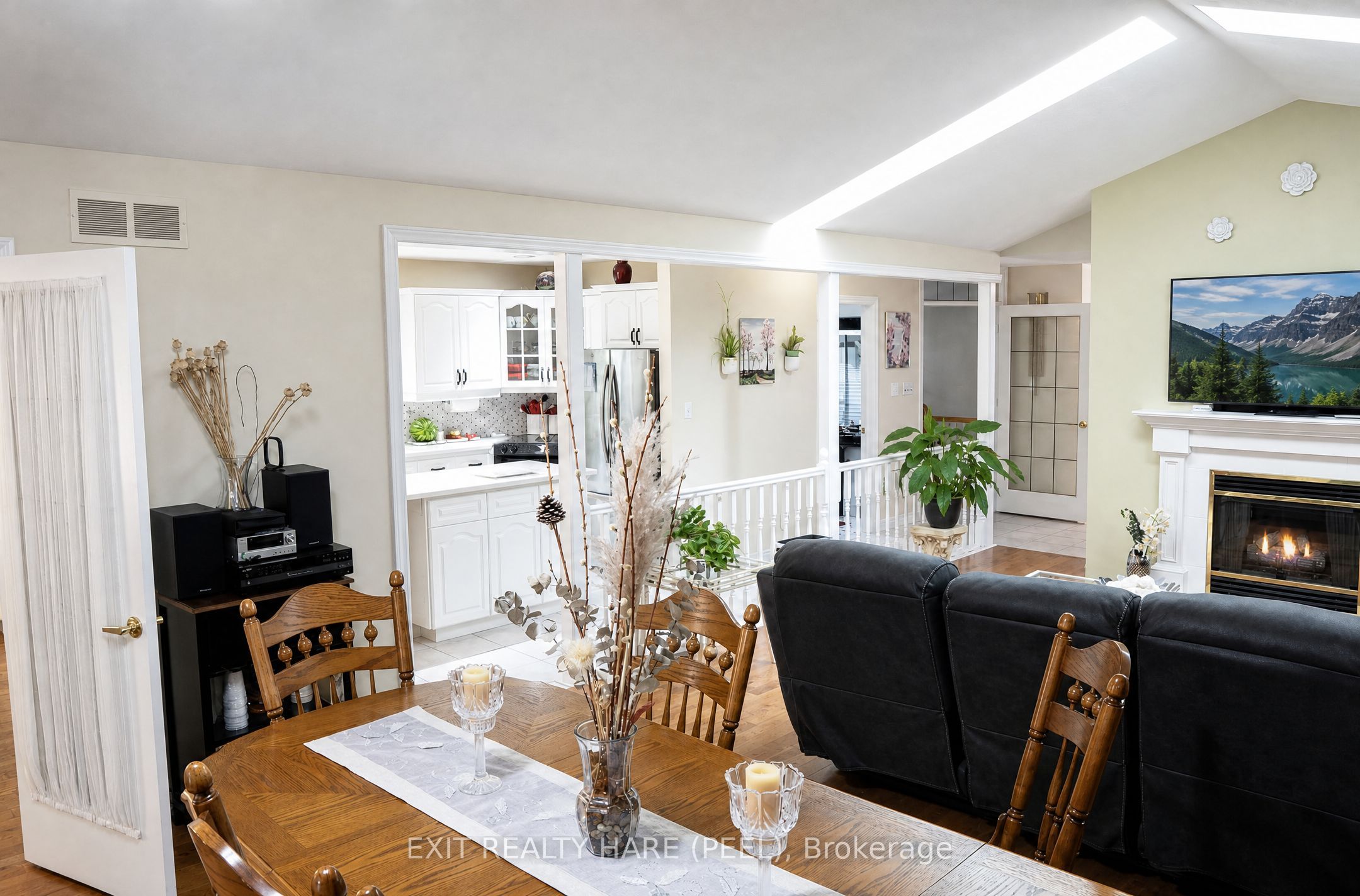 245 First Avenue Property Photo 17