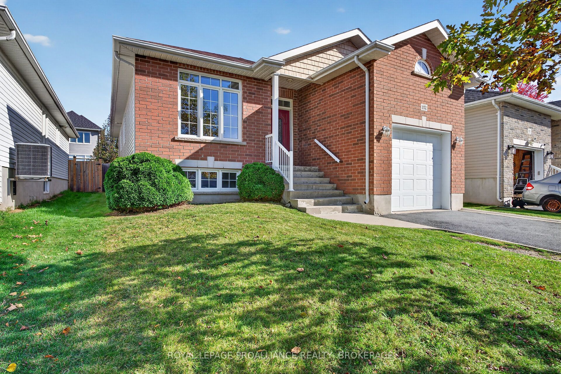1132 Halifax Drive Property Photo 3