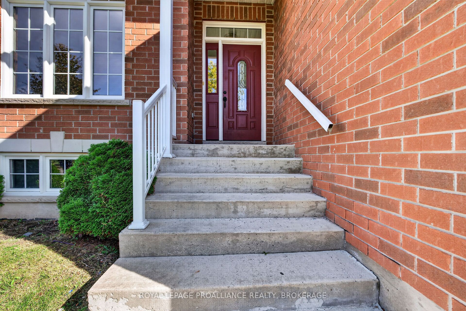 1132 Halifax Drive Property Photo 4