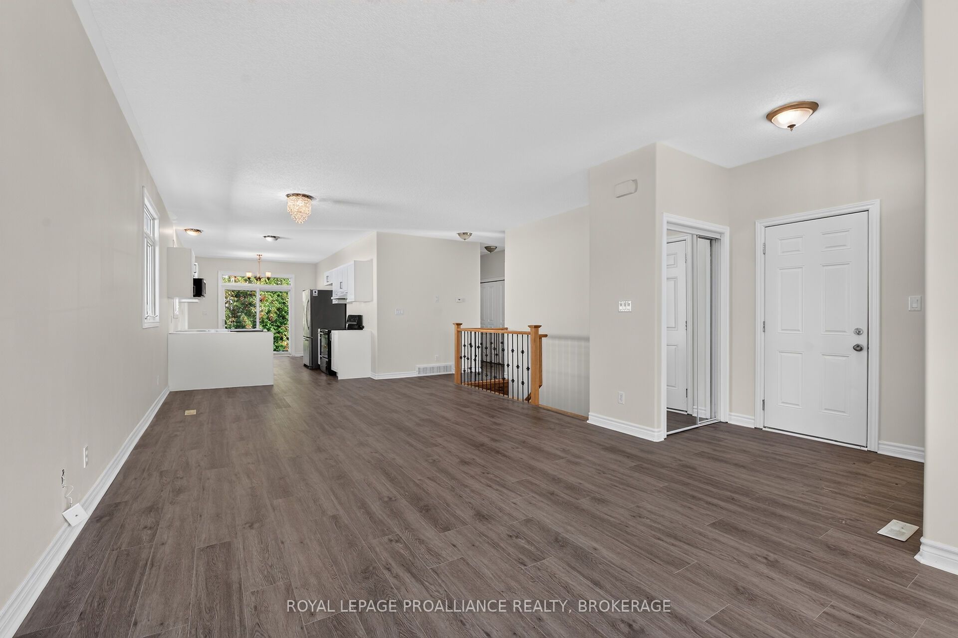 1132 Halifax Drive Property Photo 7