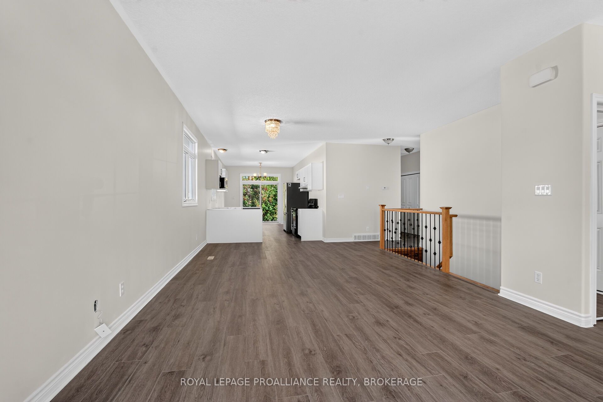 1132 Halifax Drive Property Photo 8