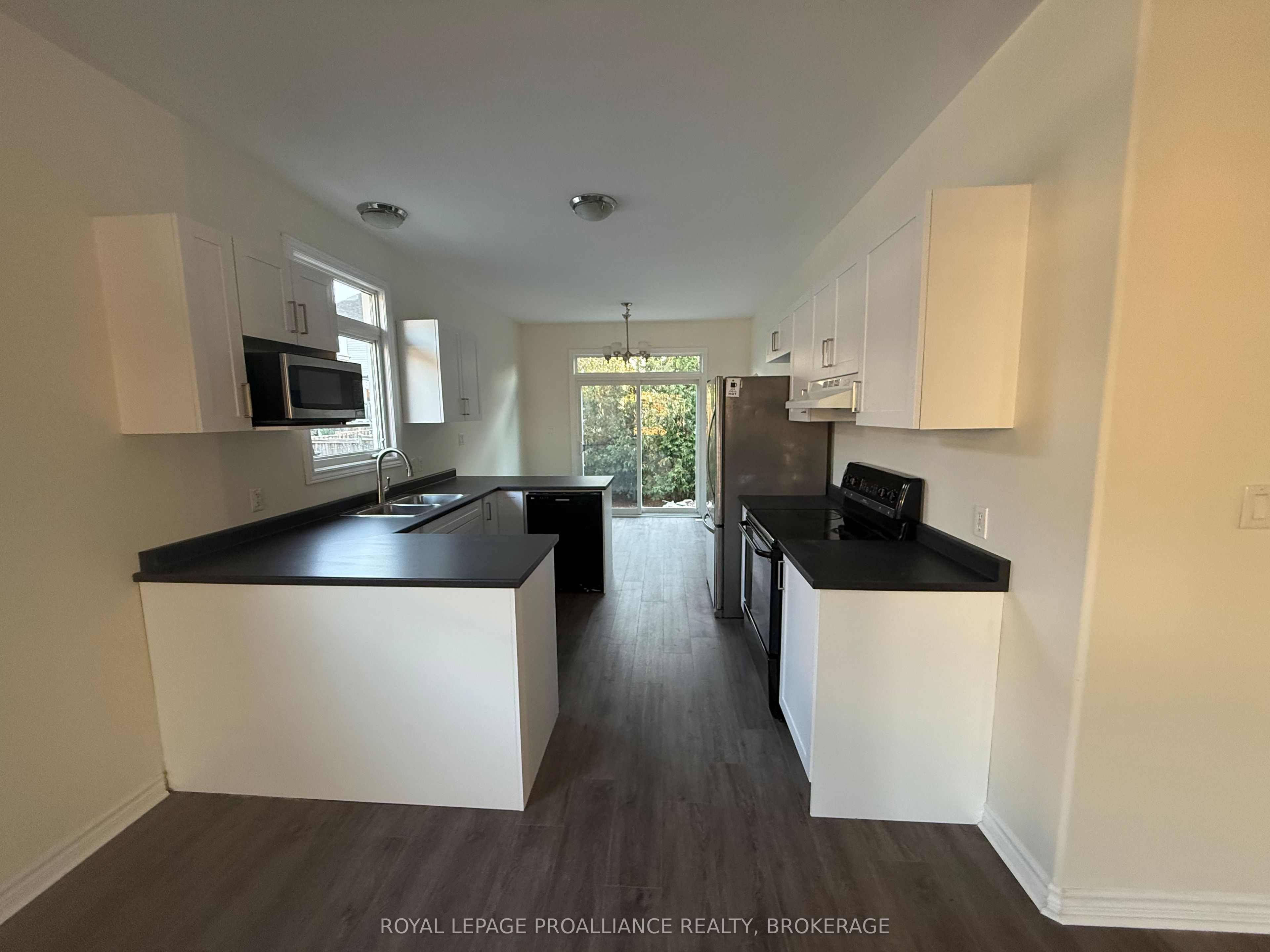 1132 Halifax Drive Property Photo 13