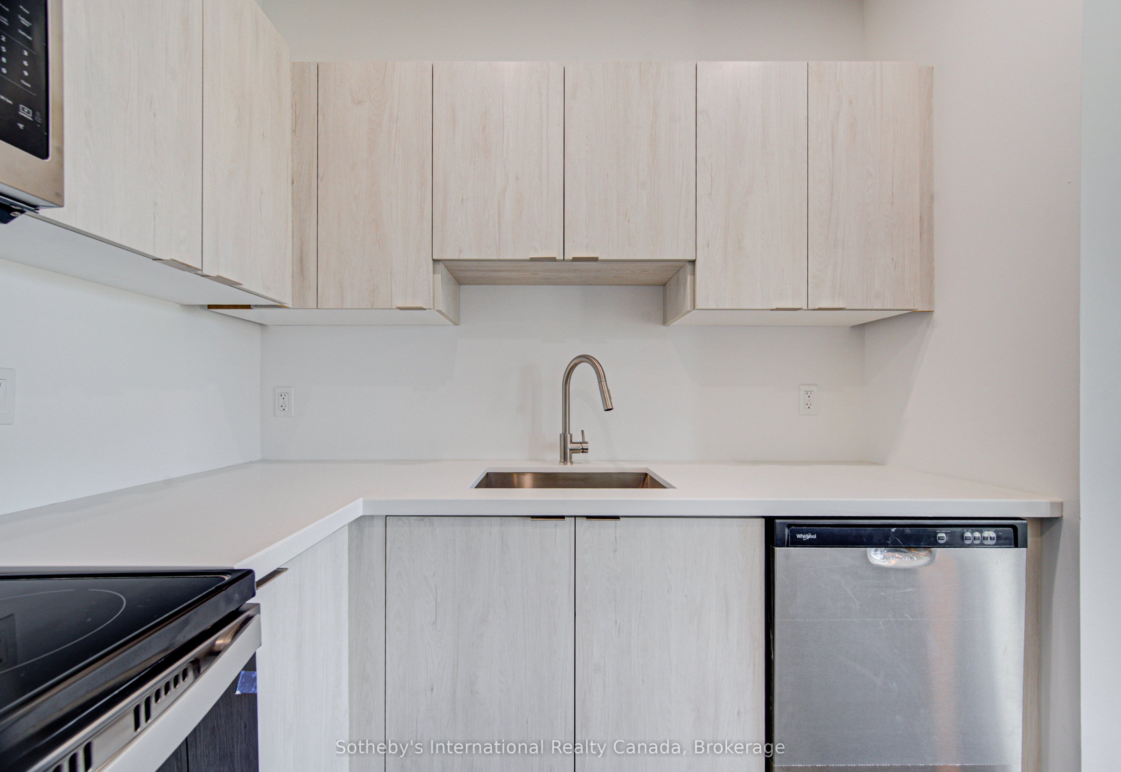 408 Dundas Street S 402 Property Photo 13