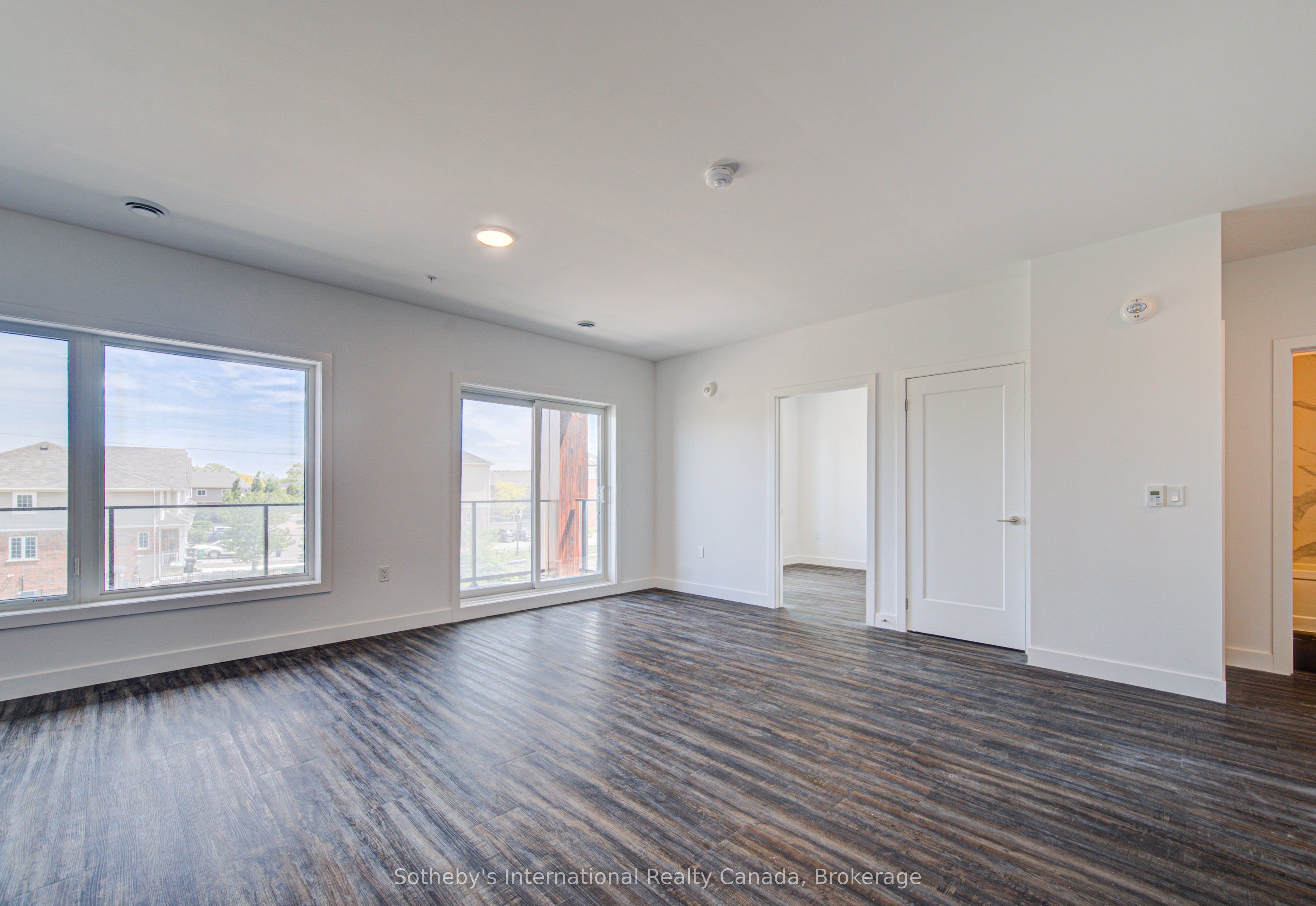 408 Dundas Street S 402 Property Photo 14