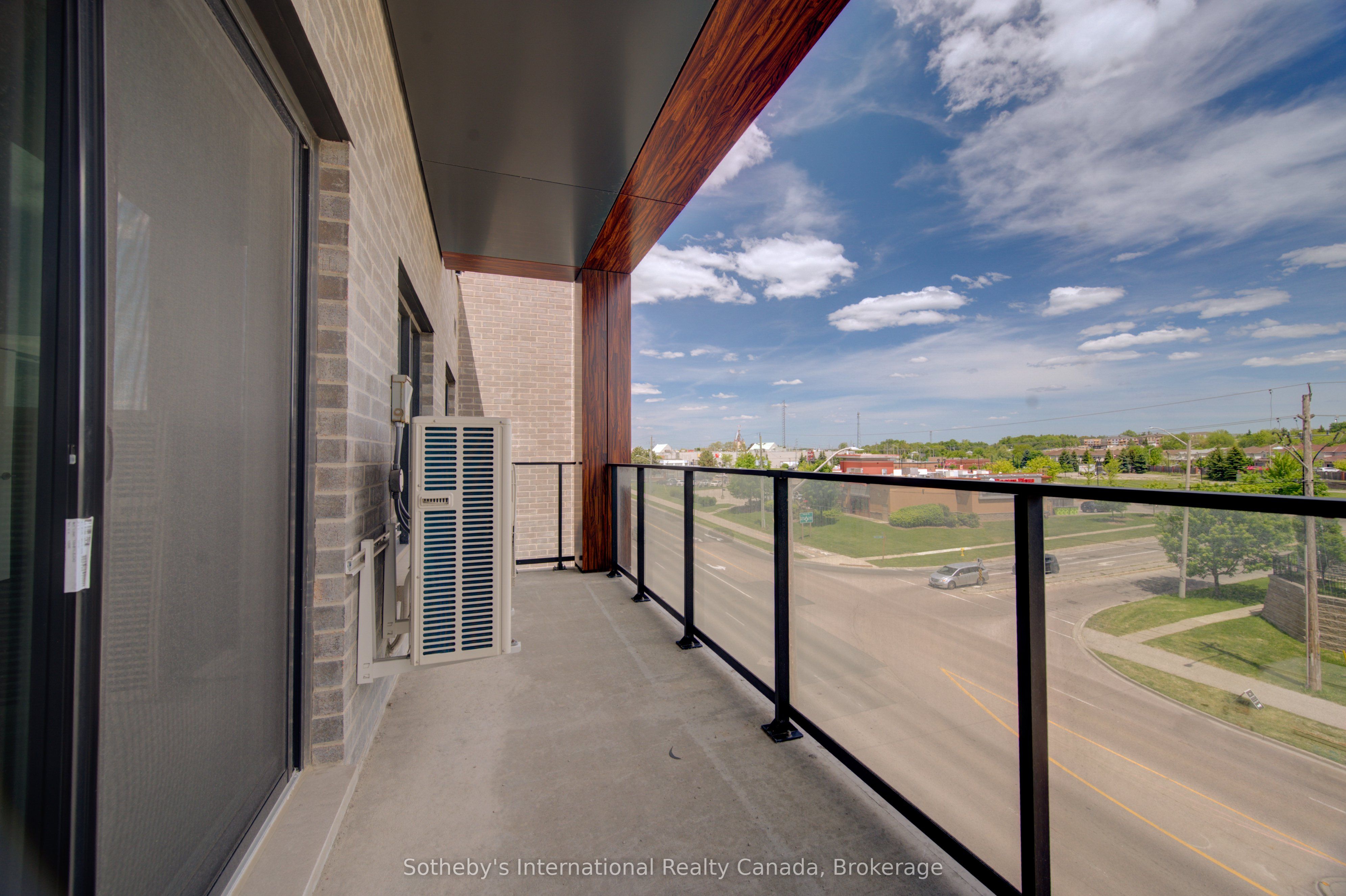 408 Dundas Street S 402 Property Photo 24