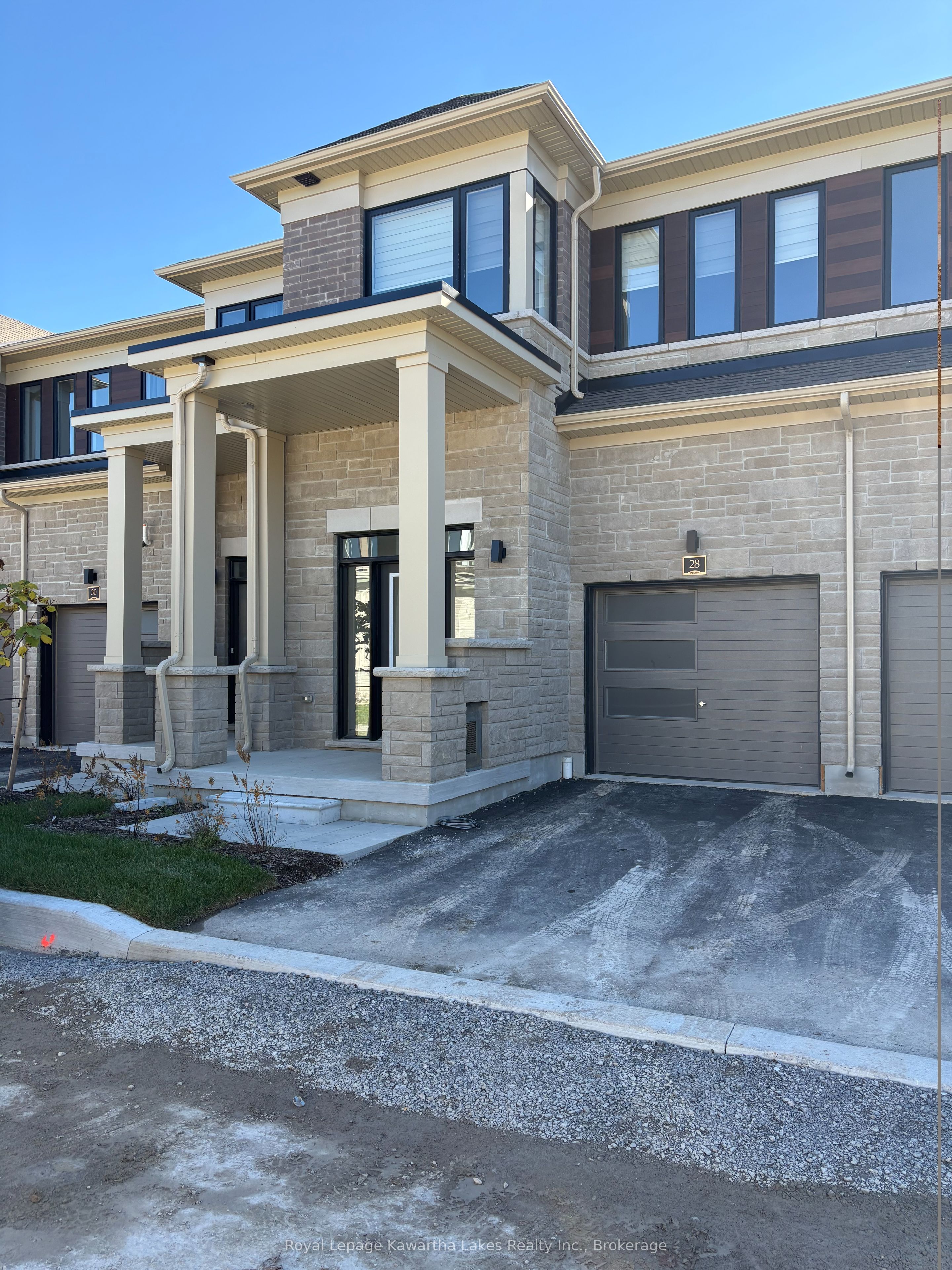 28 Ingle Way Property Photo 1