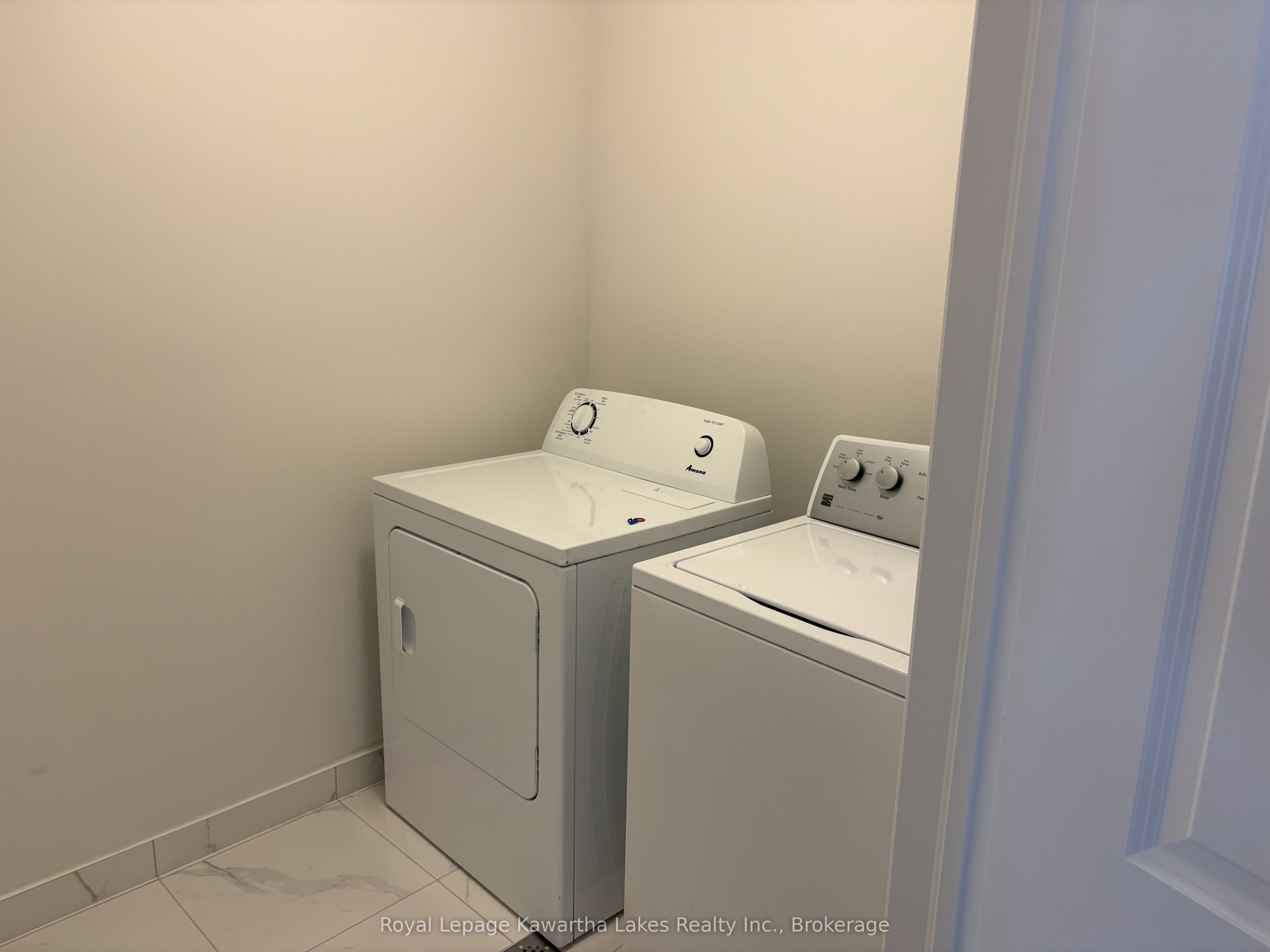 28 Ingle Way Property Photo 19