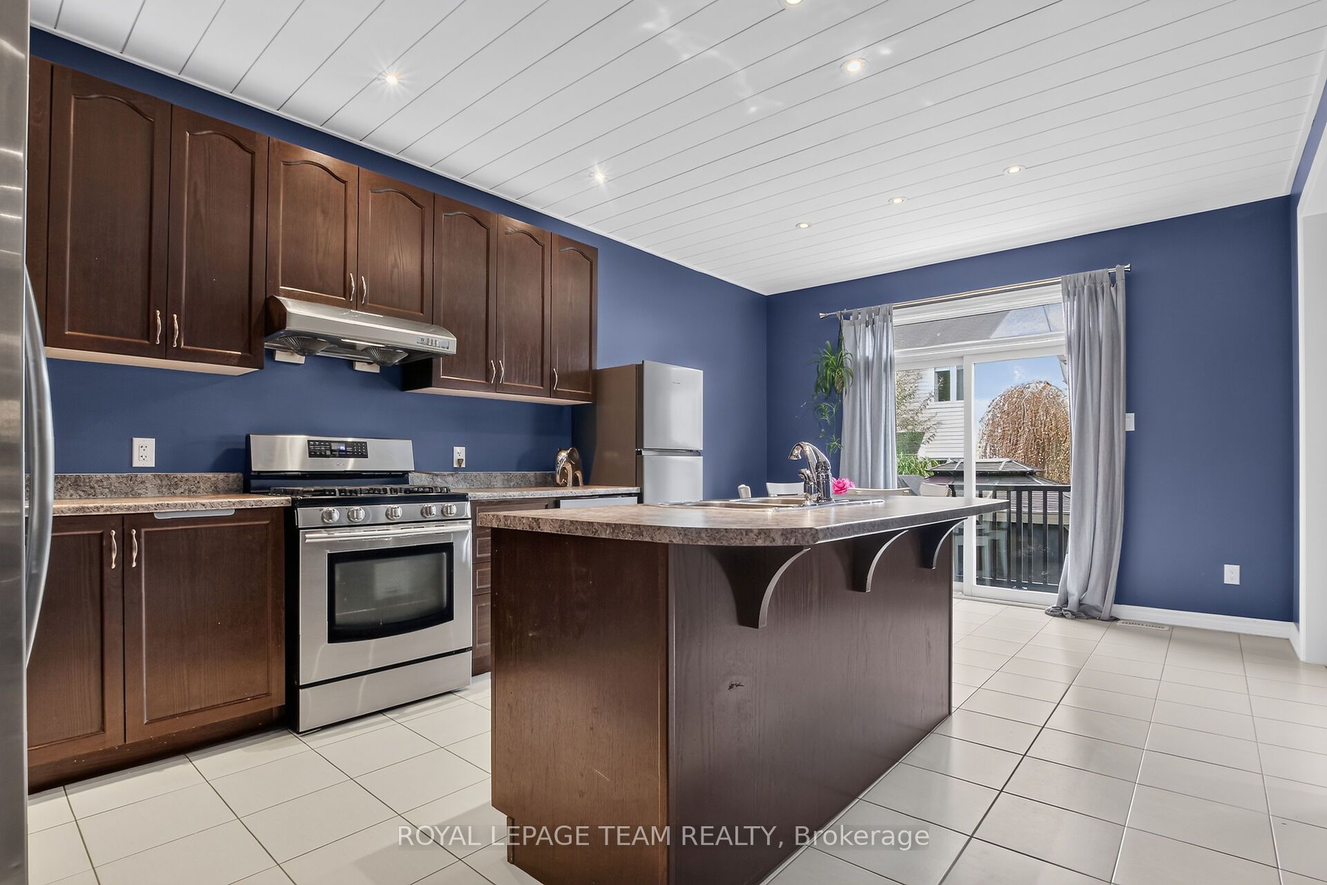 413 Brigatine Avenue Property Photo 6