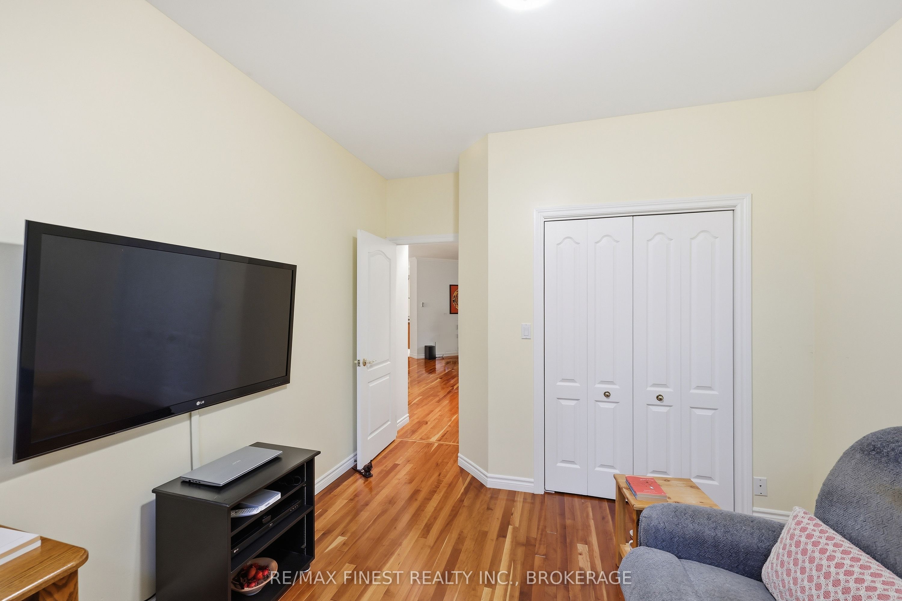 540 Monterey Court Property Photo 14