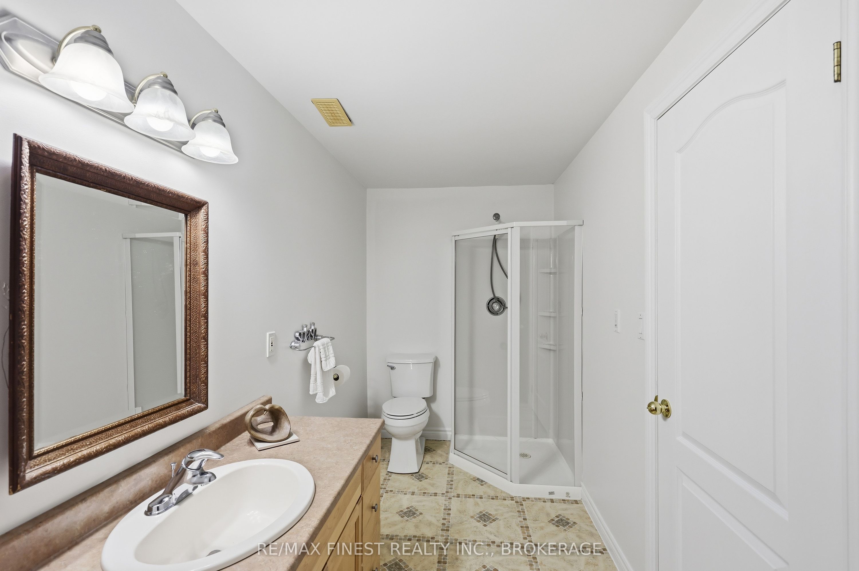 540 Monterey Court Property Photo 29